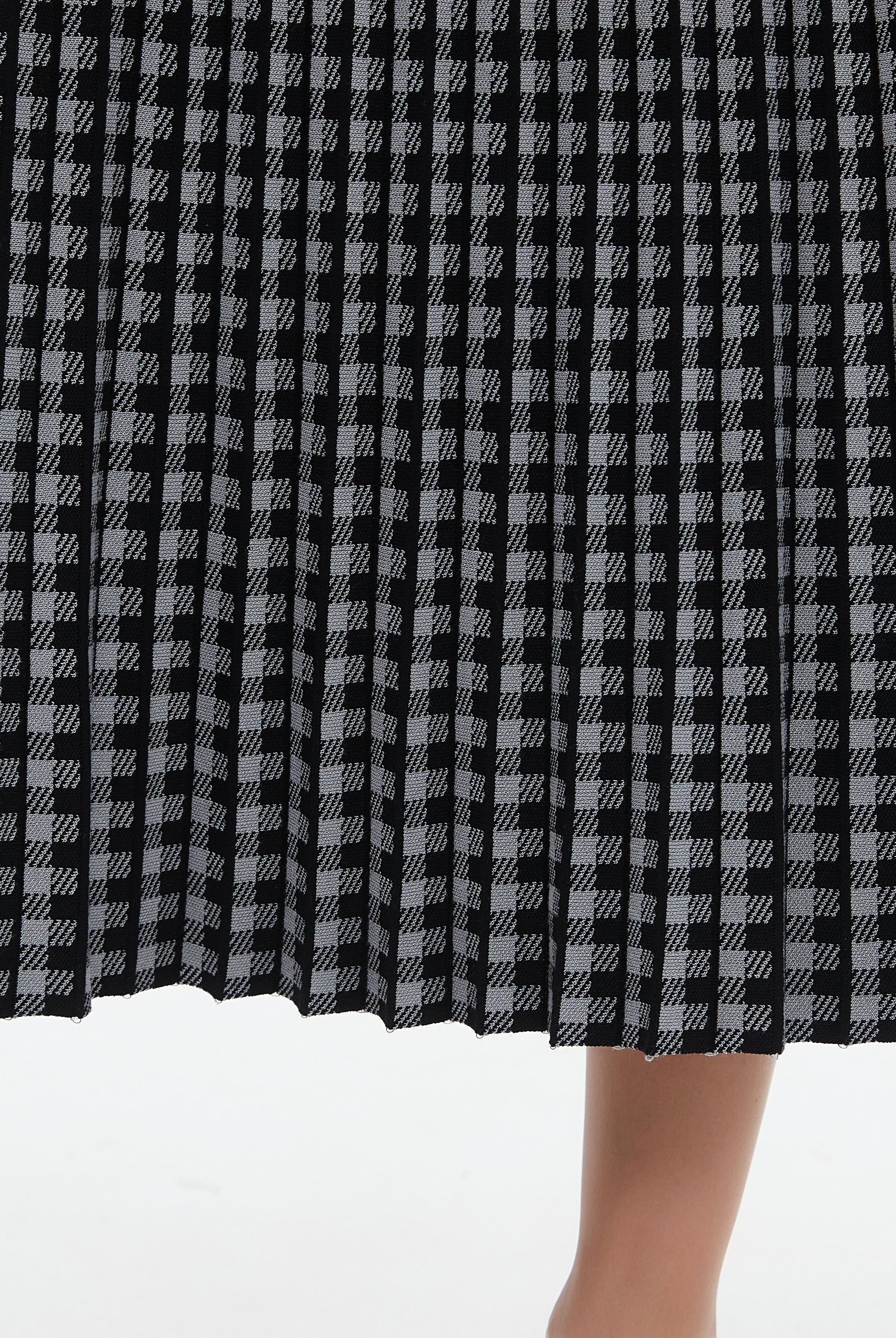 نتشي تنورة ميدي هاي ويست مطبوعة