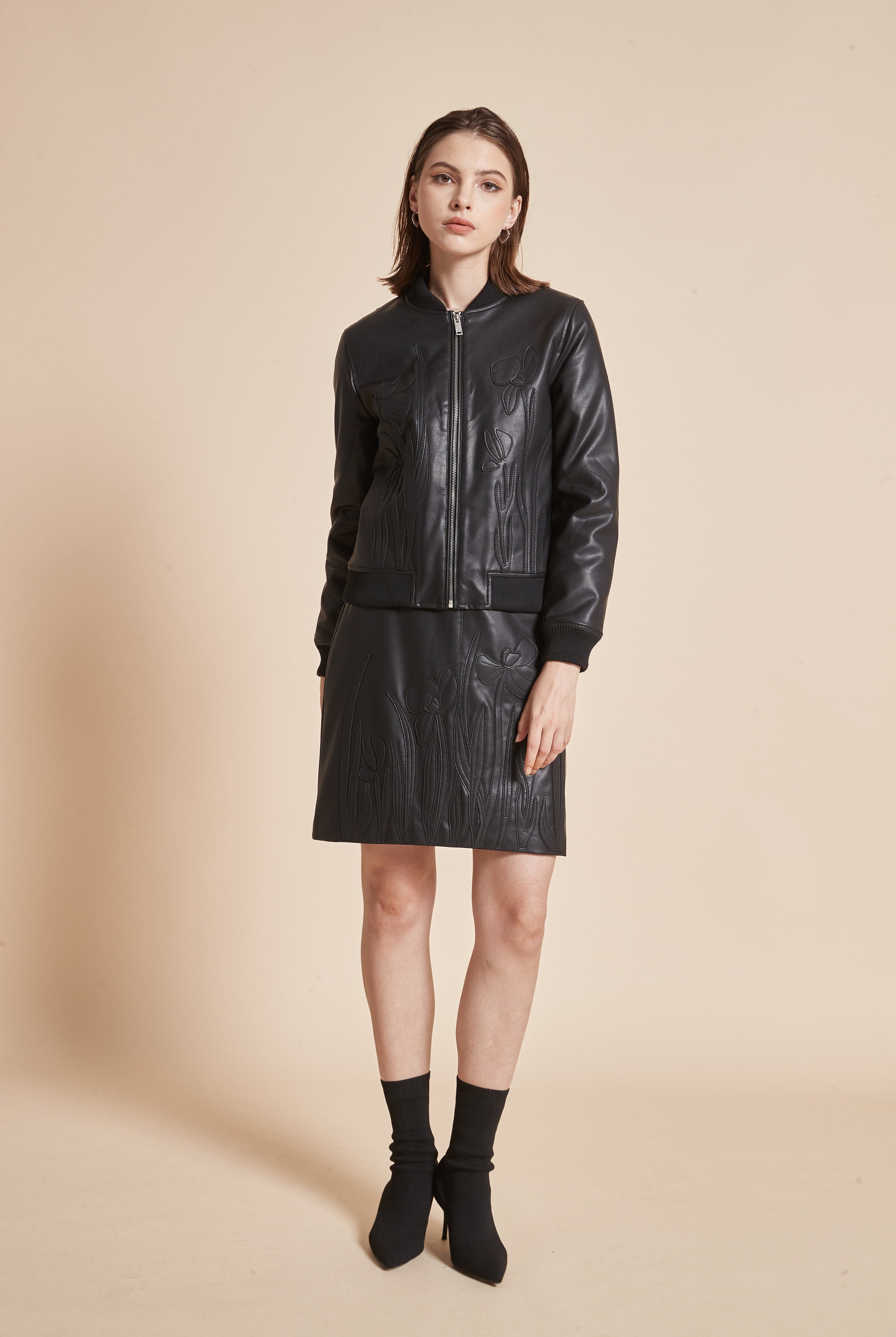 يولا تنورة نسائية جلد قصيرة