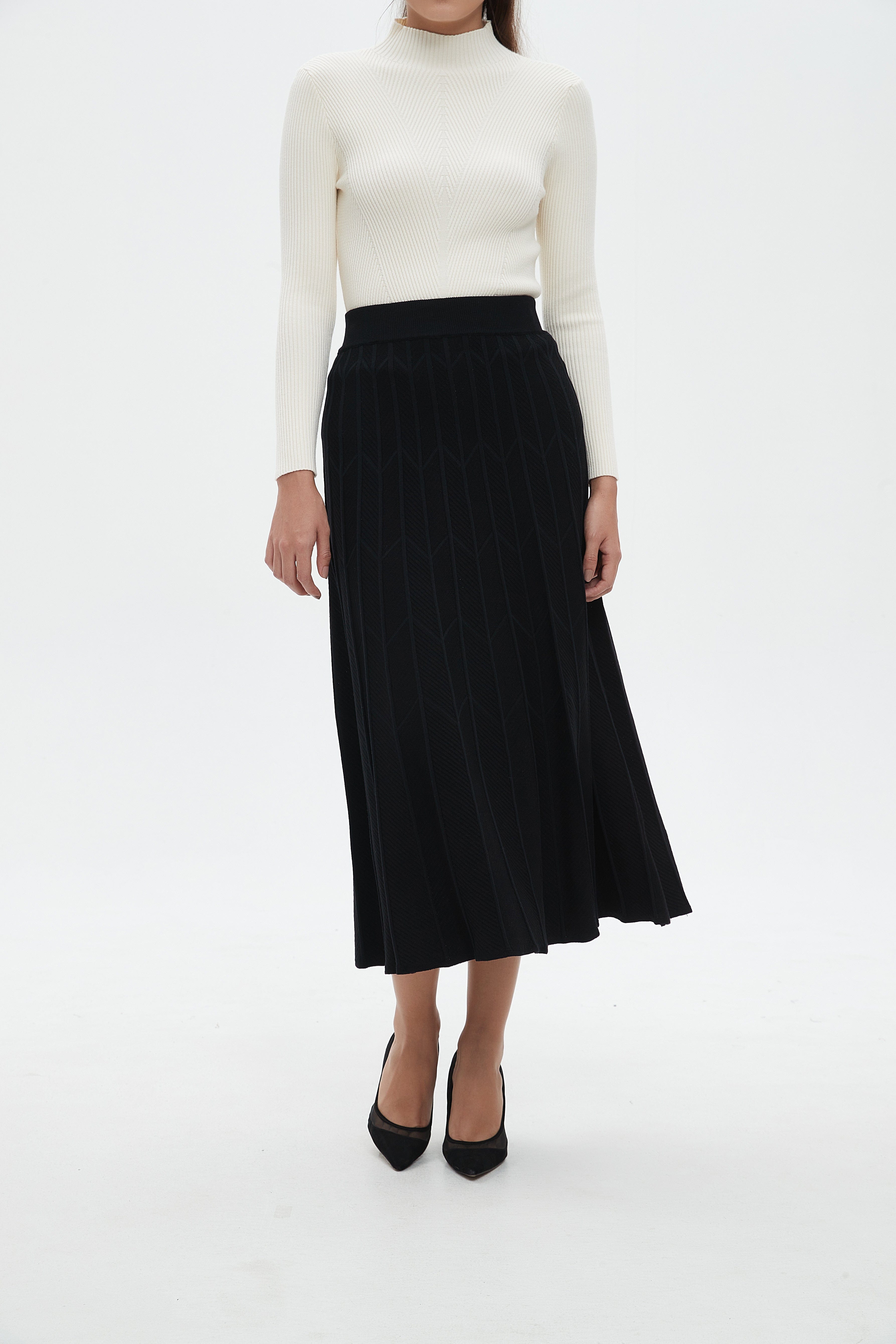 نتشي تنورة ميدي نسائية مضلعة بالطول