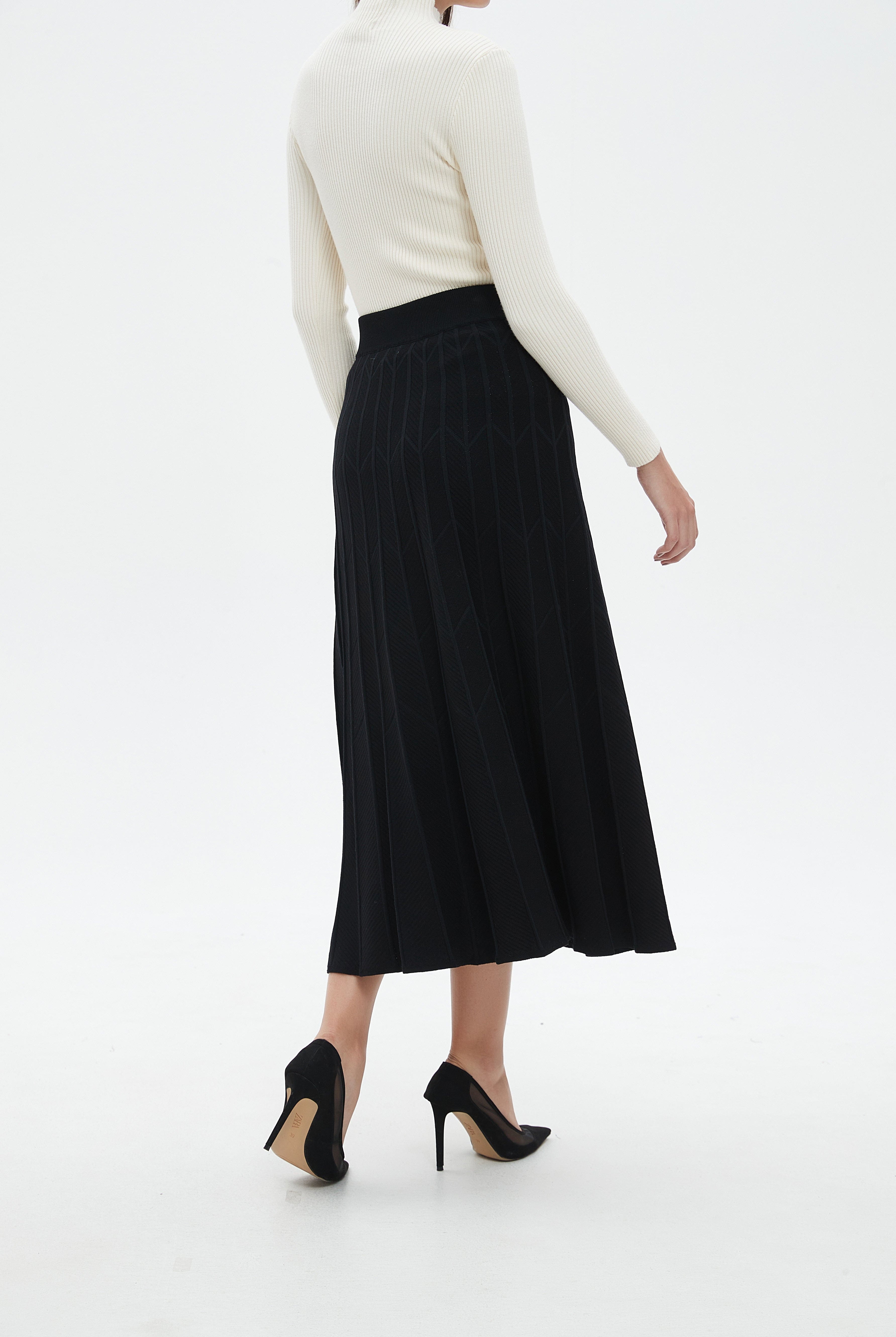 نتشي تنورة ميدي نسائية مضلعة بالطول