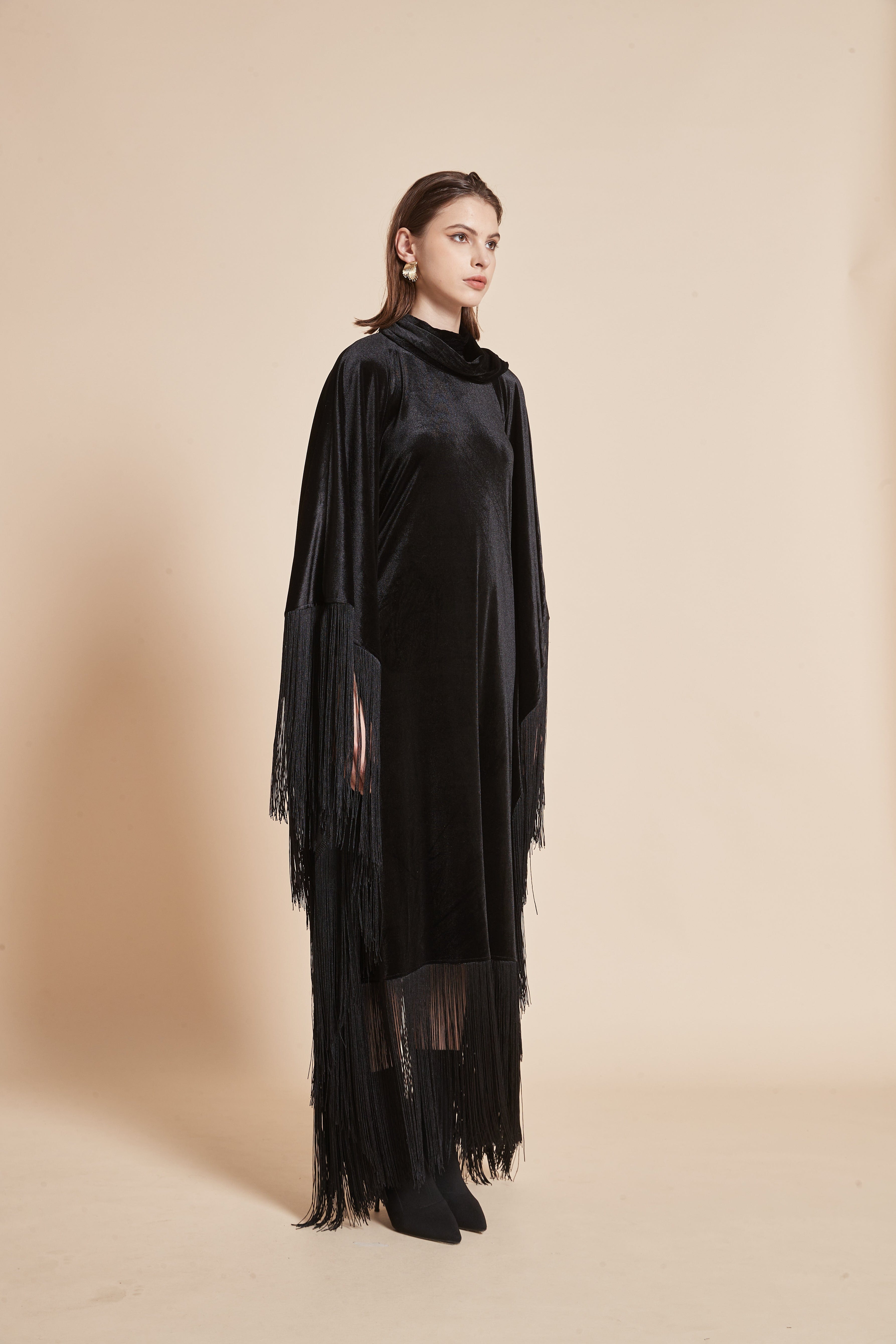 يولا فستان نسائي شتوى مخملي بقصة فراشة