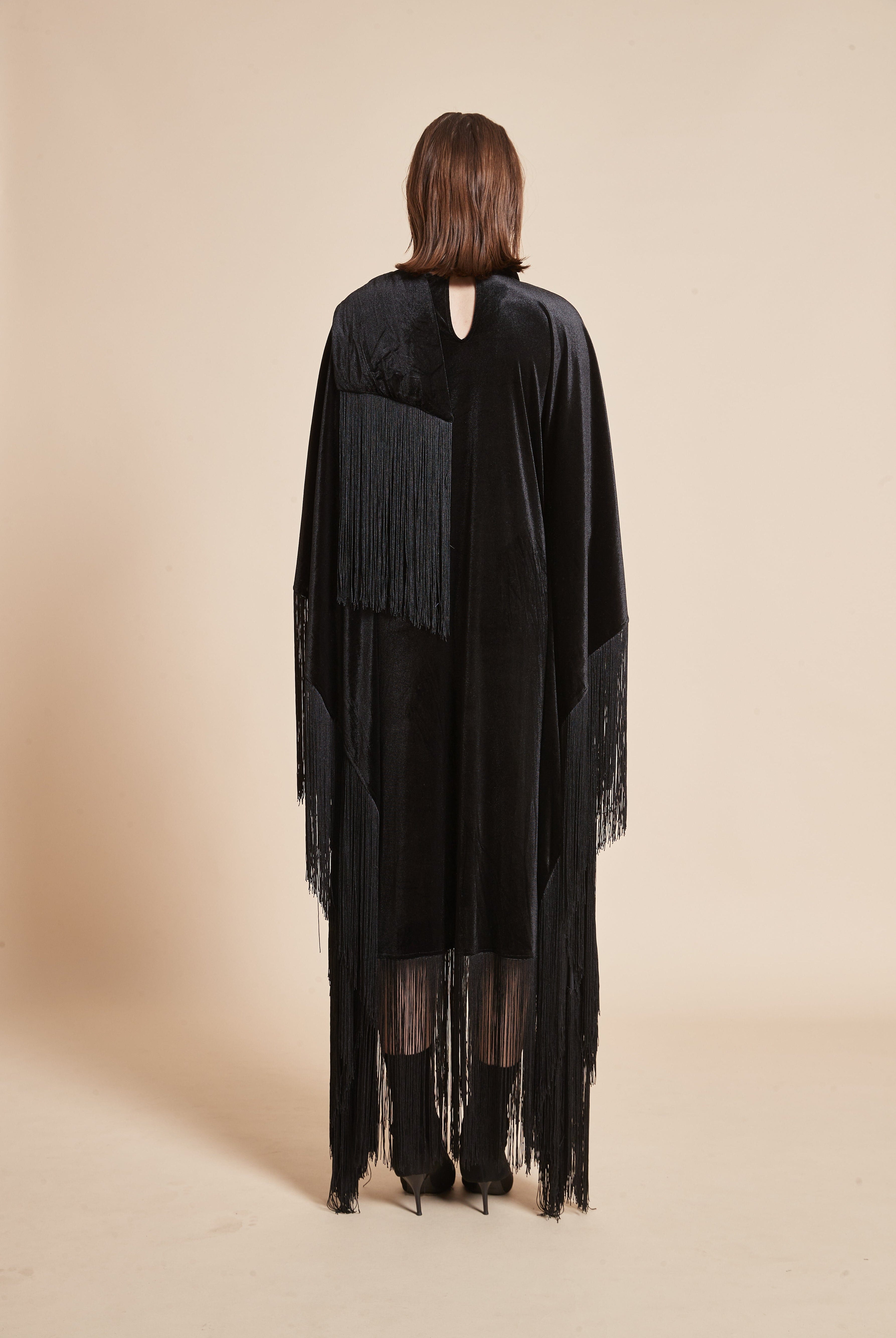 يولا فستان نسائي شتوى مخملي بقصة فراشة