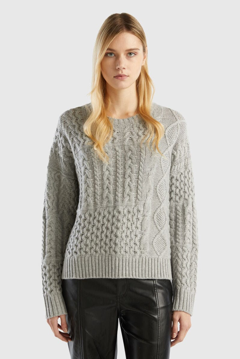 يونايتد كولورز اوف بينيتون بلوفر مضفر كم طويل نسائي