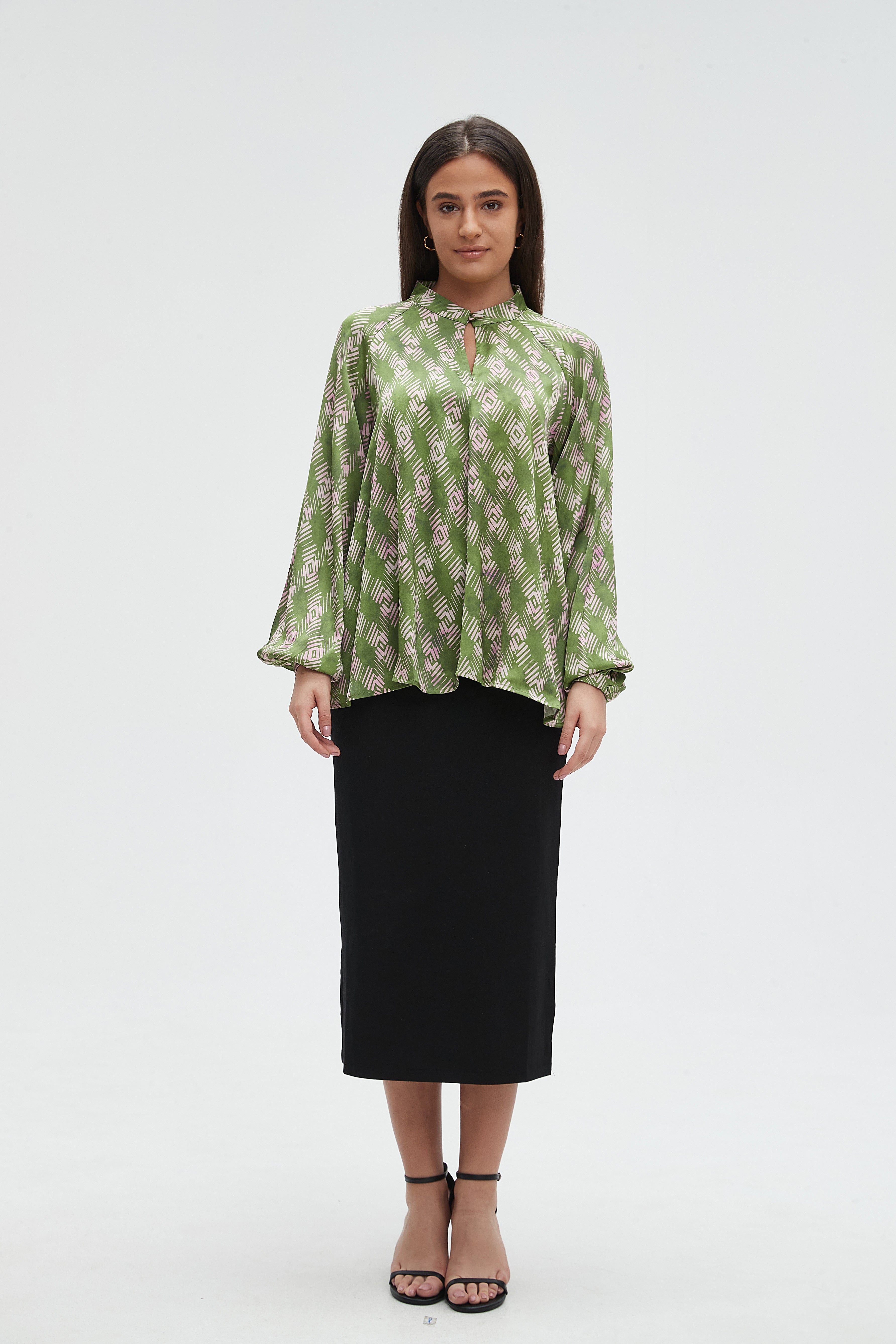 ู
ููุง ุจููุฒุฉ ูุณุงุฆูุฉ ุจูู
ูุงููุณ ุทููู