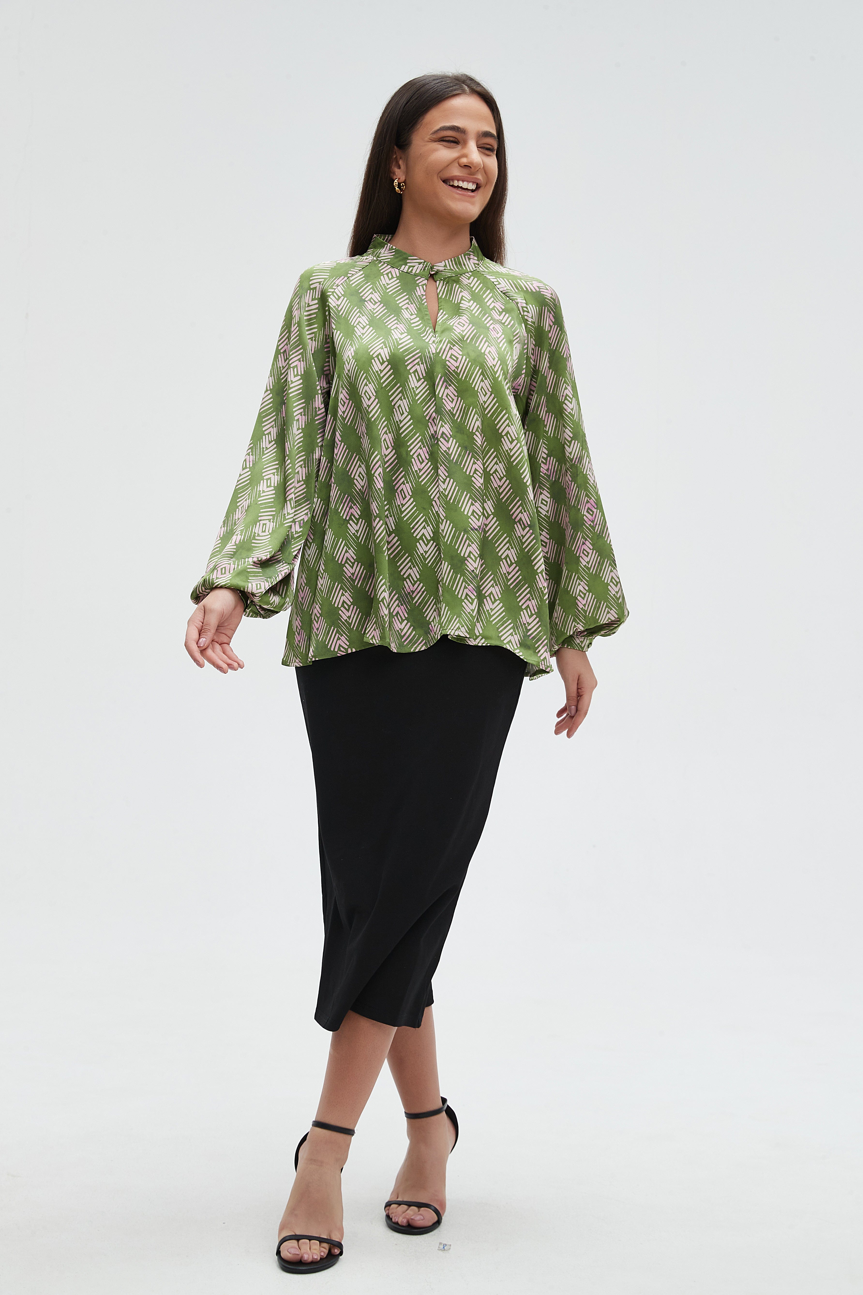 ู
ููุง ุจููุฒุฉ ูุณุงุฆูุฉ ุจูู
ูุงููุณ ุทููู