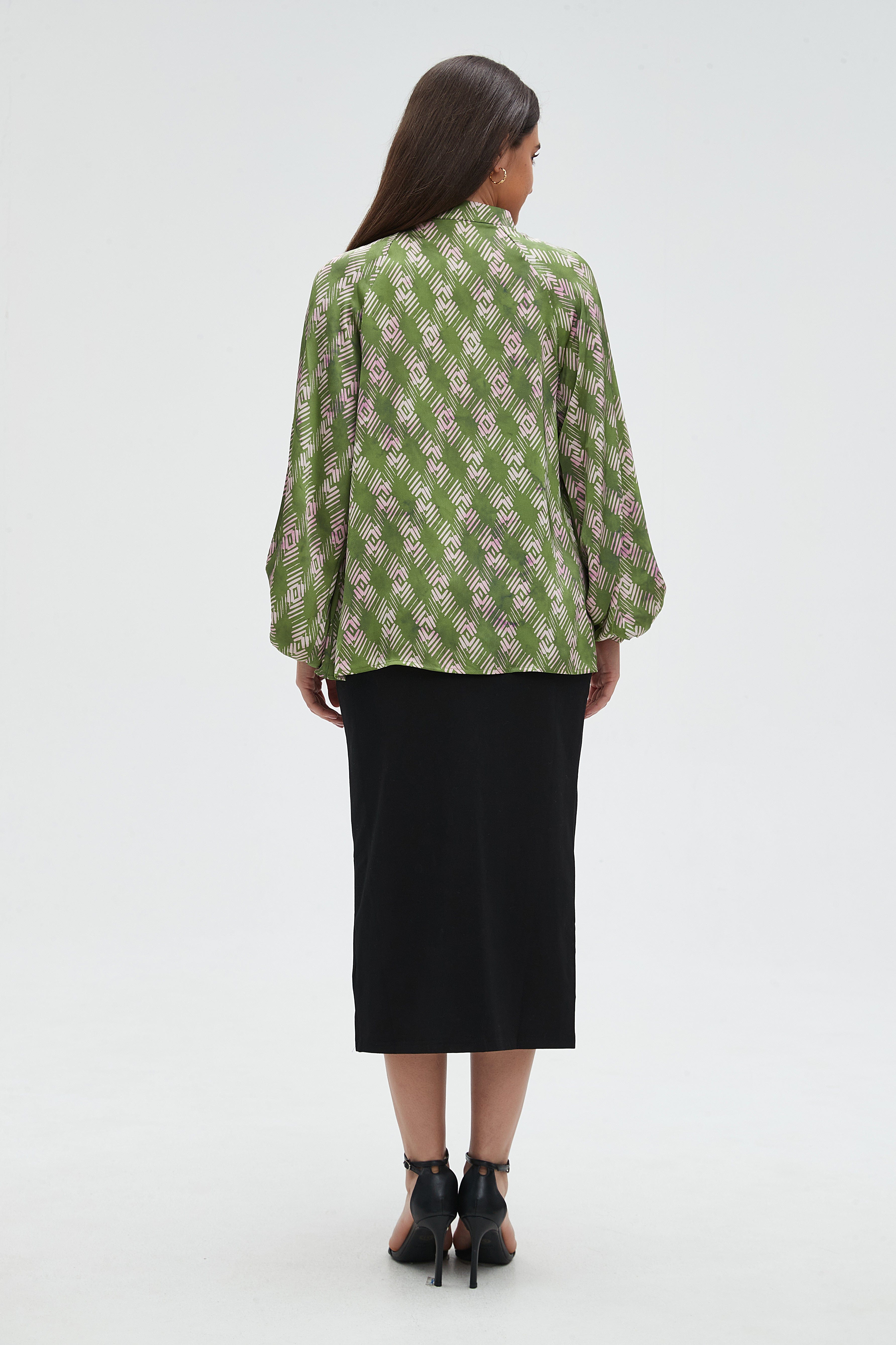 ู
ููุง ุจููุฒุฉ ูุณุงุฆูุฉ ุจูู
ูุงููุณ ุทููู