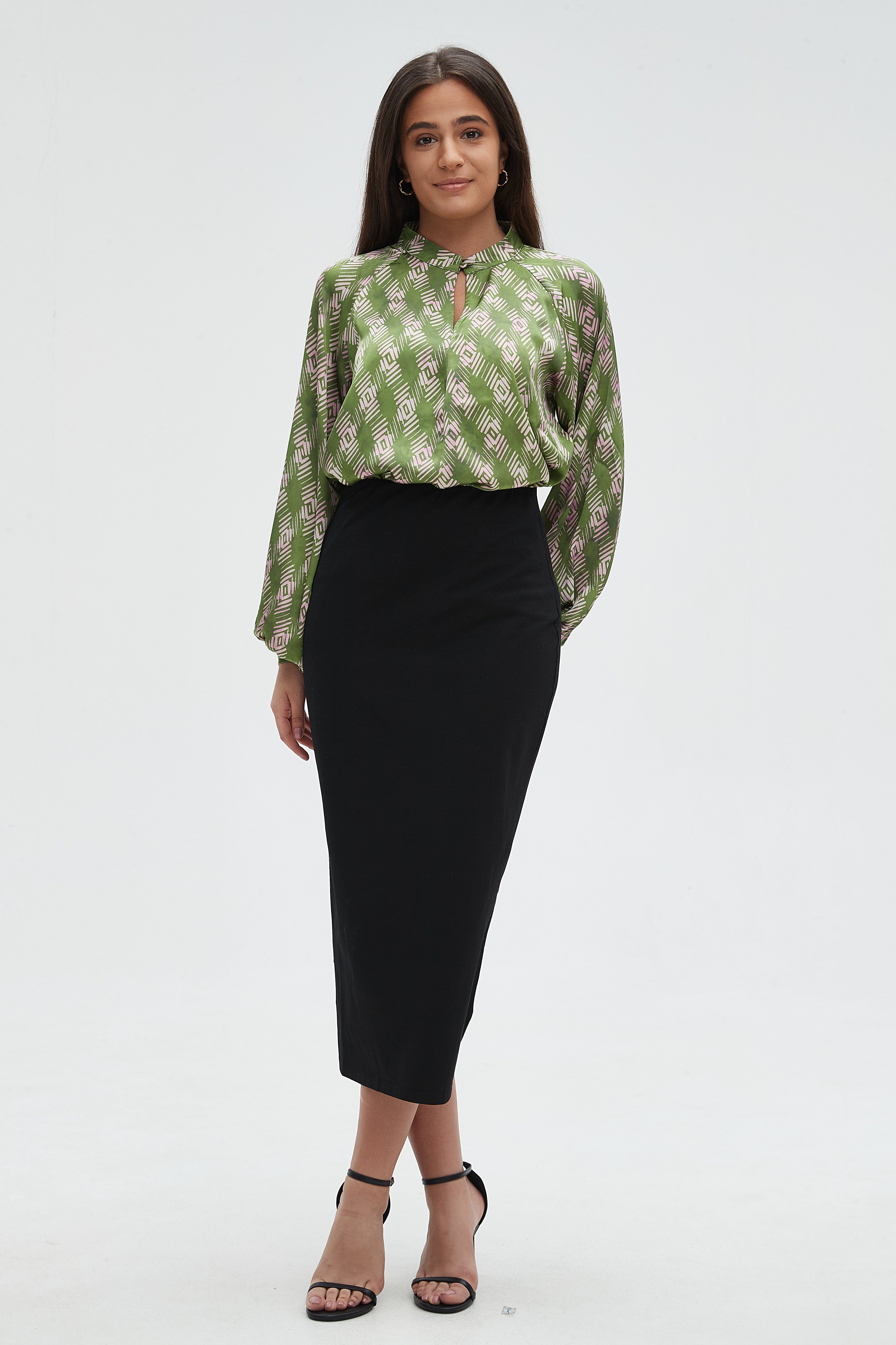 ู
ููุง ุจููุฒุฉ ูุณุงุฆูุฉ ุจูู
ูุงููุณ ุทููู