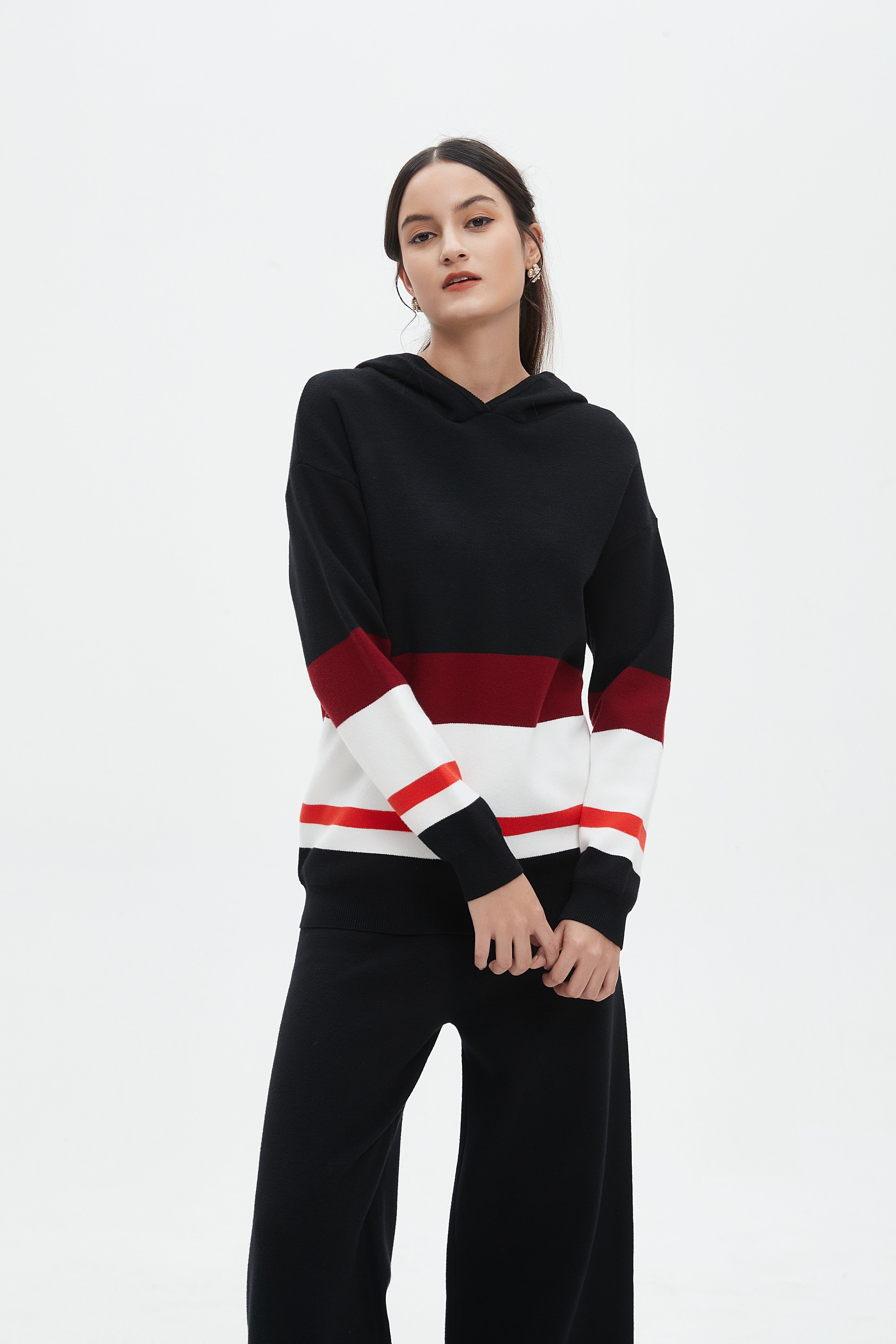 ميكا بلوزة نسائية شتوي ملونة بكم طويل وغطاء رأس