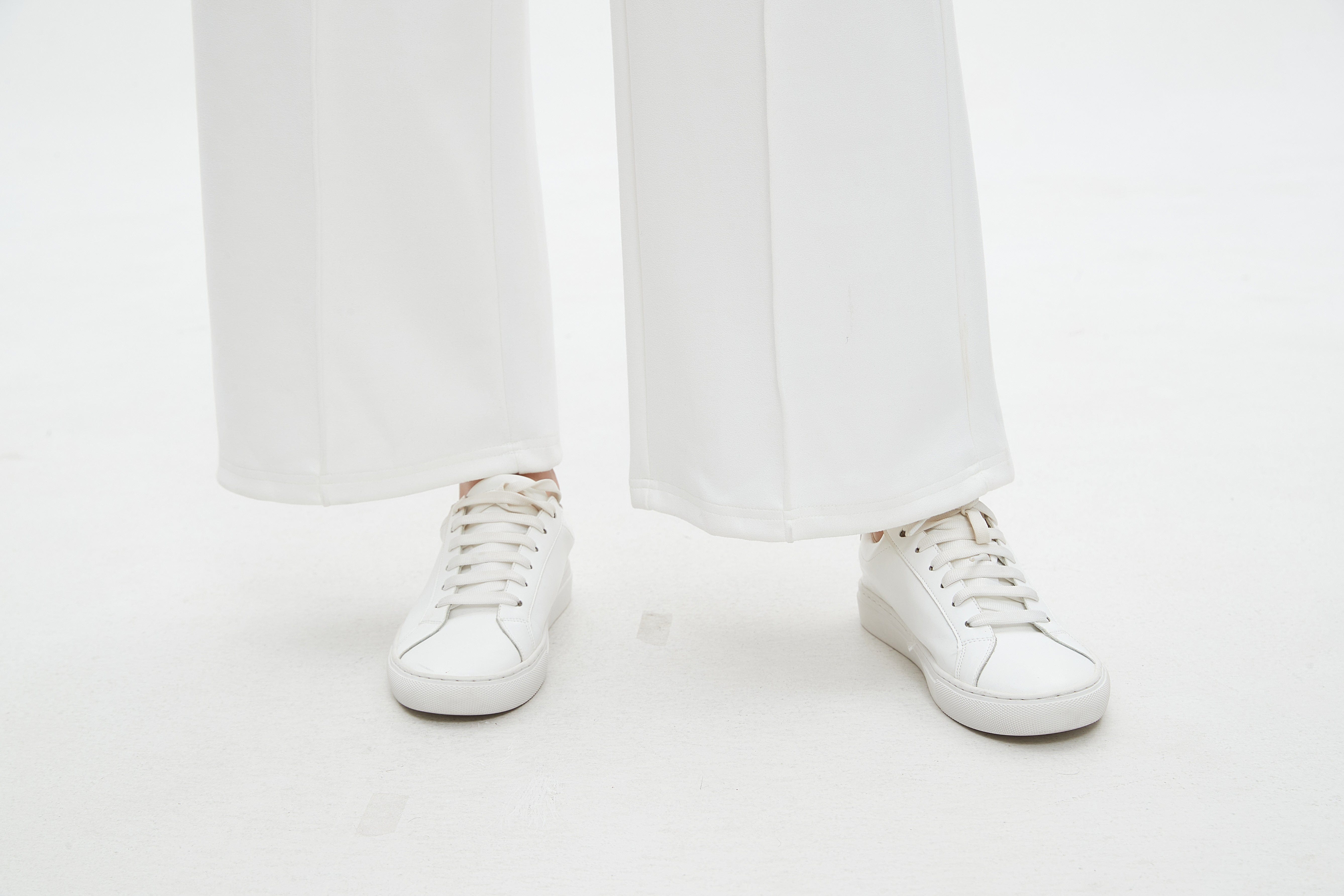 نتشي بنطال طويل سادة واسع من الأسفل