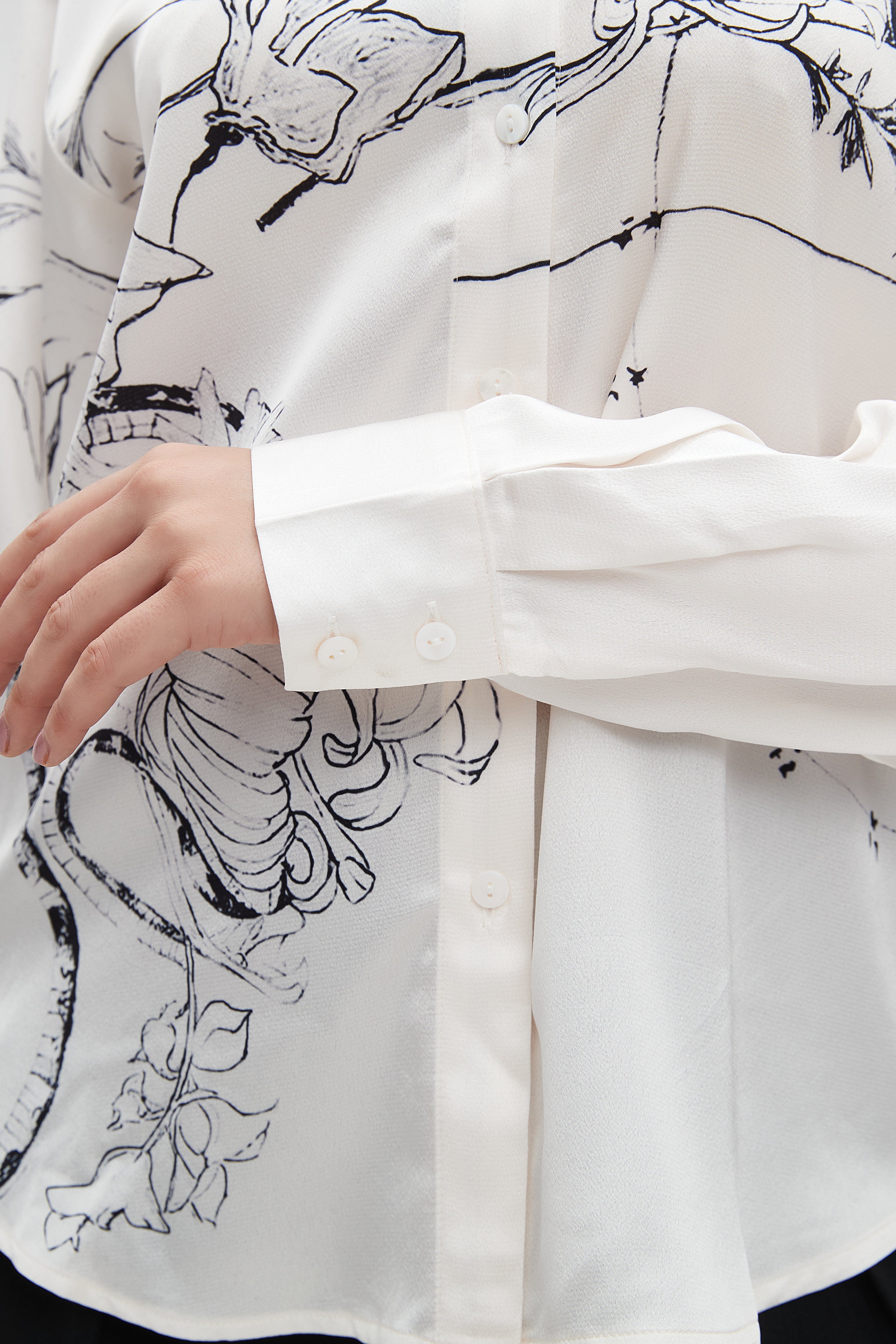 ู
ููุง ุจููุฒุฉ ูุณุงุฆูุฉ ู
ูููุดุฉ ุจูู
ุทููู