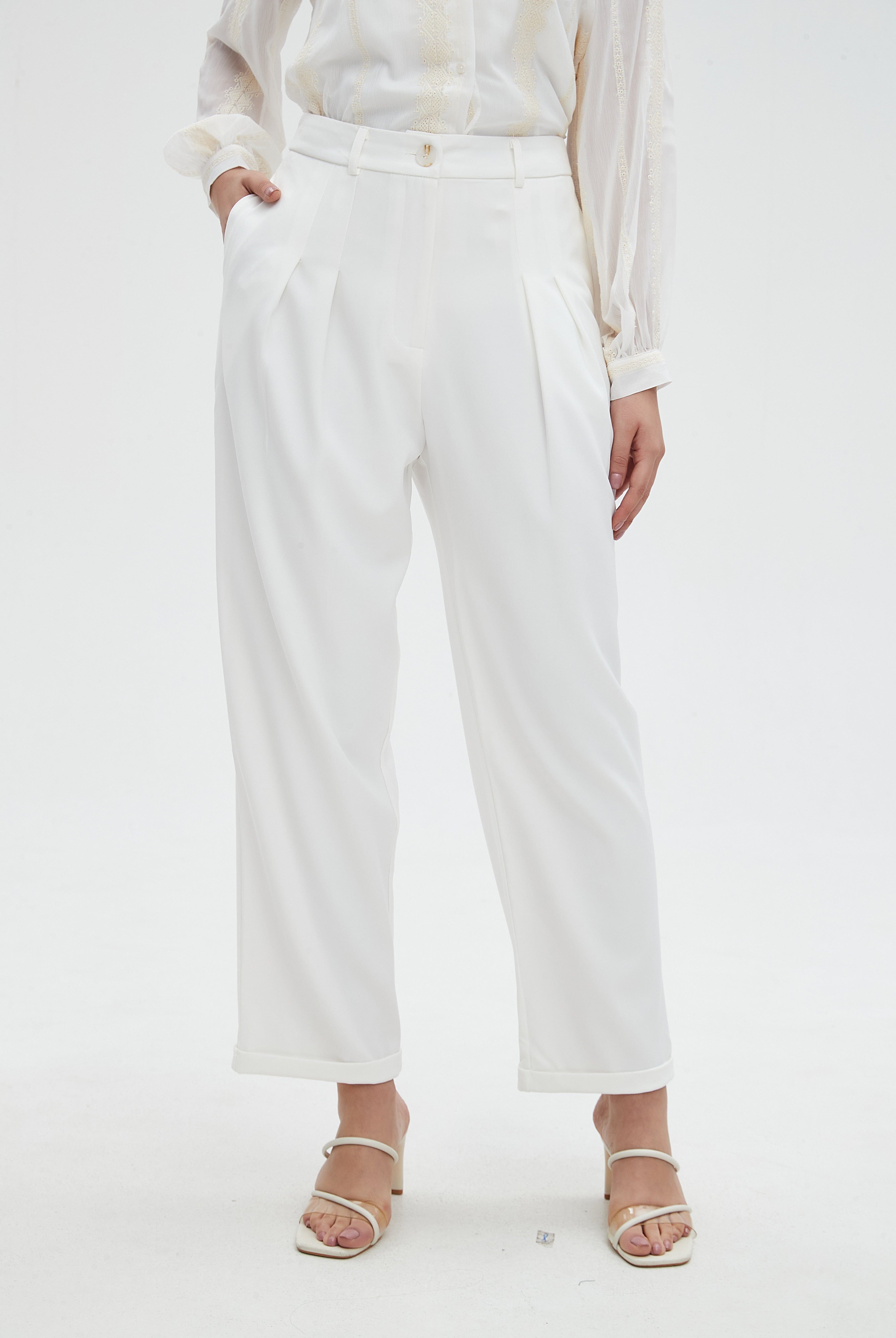 ميكا بنطلون نسائي ساده للدوام بجيوب وكشكش على الجيب