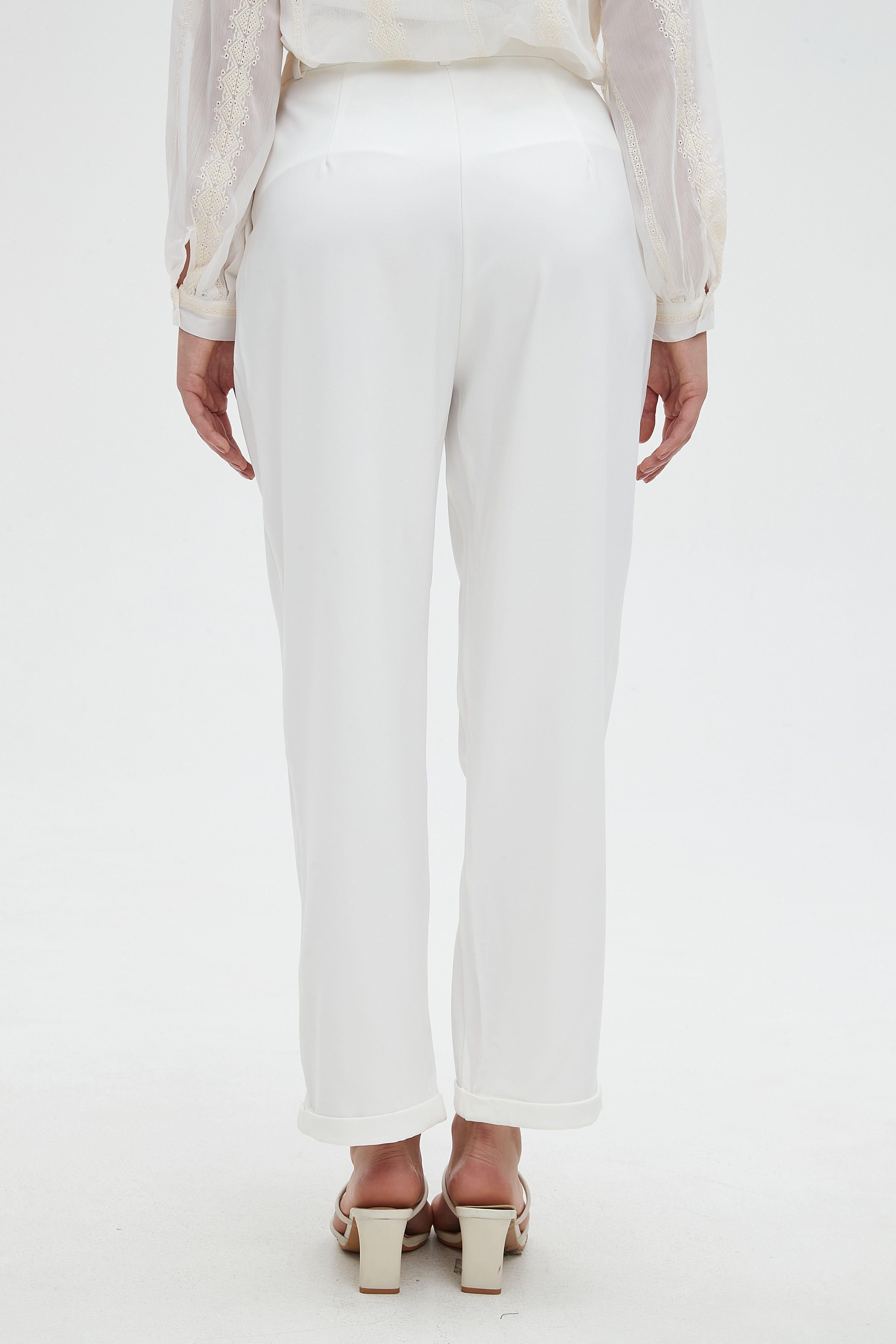 ميكا بنطلون نسائي ساده للدوام بجيوب وكشكش على الجيب