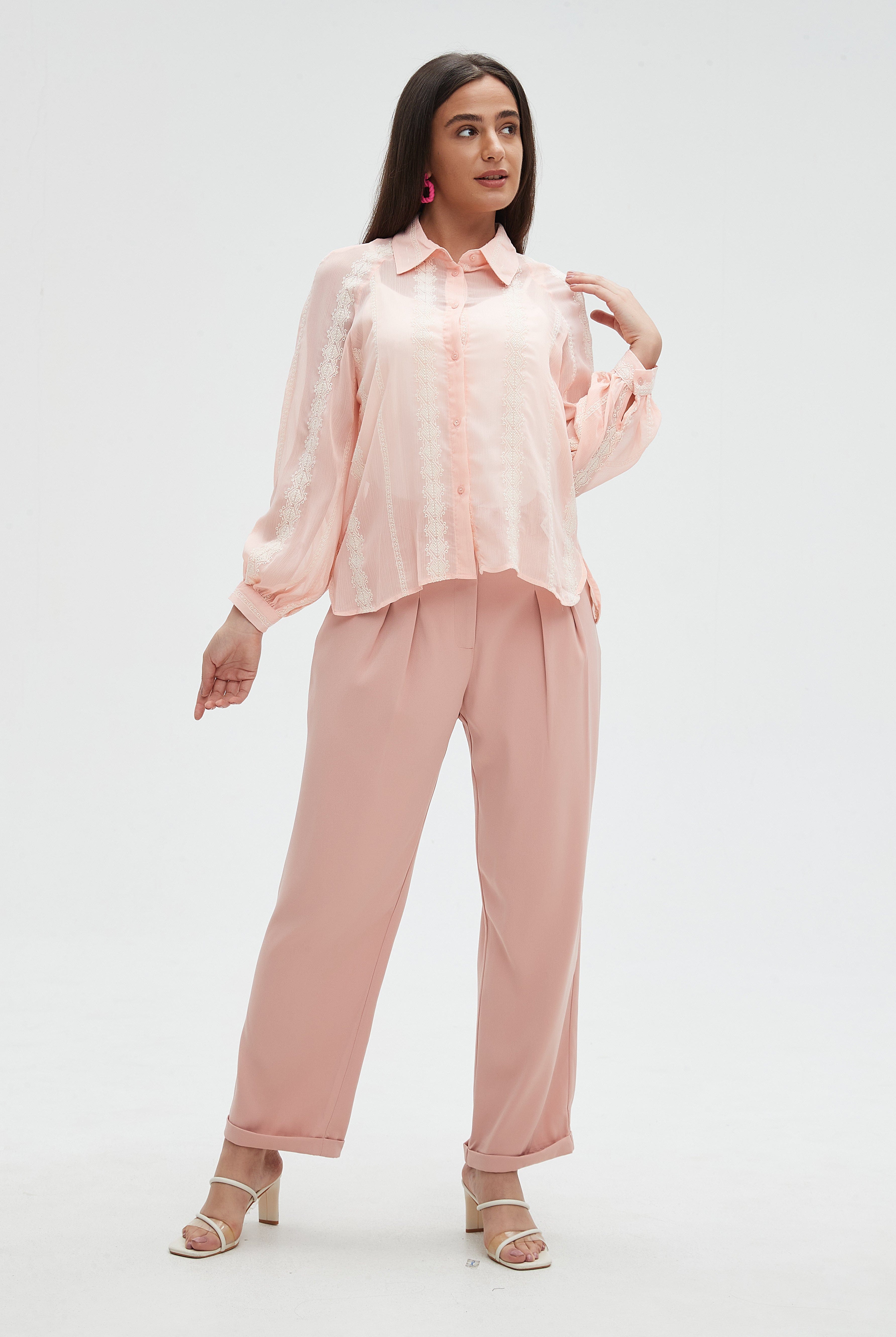 ميكا بلوزة نسائية كم طويل منقوشة