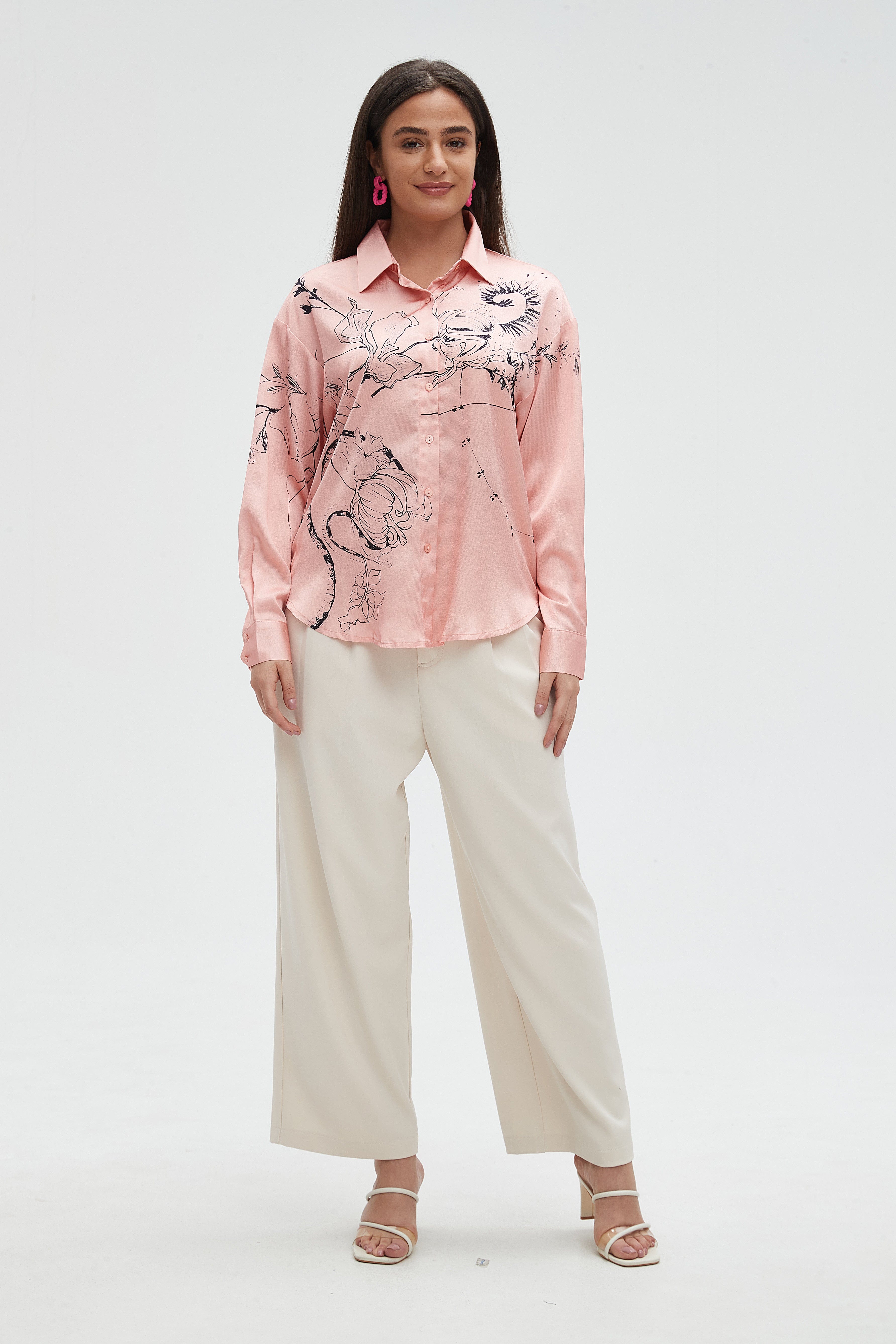 ู
ููุง ุจููุฒุฉ ูุณุงุฆูุฉ ู
ูููุดุฉ ุจูู
ุทููู