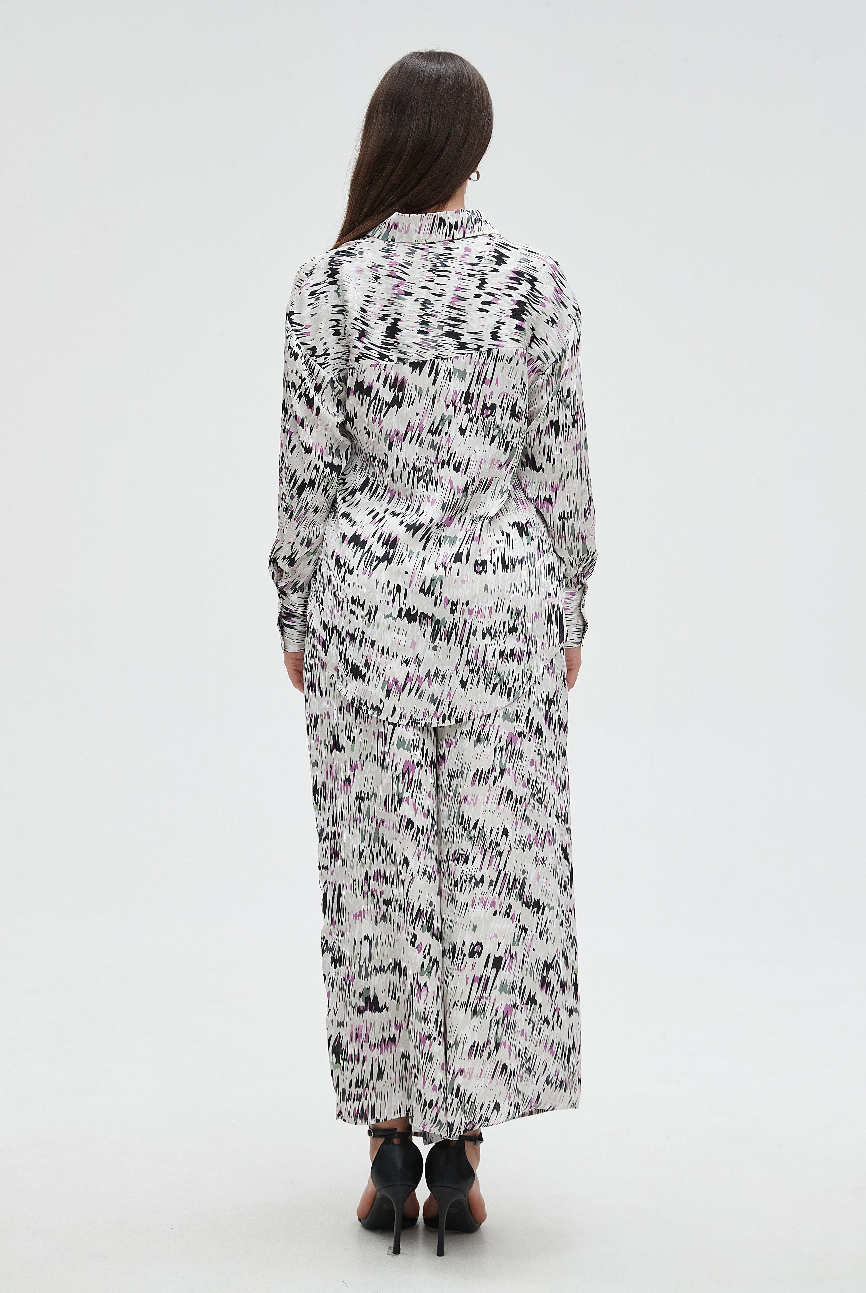 ميكا بلوزة نسائية منقوشة بكم طويل