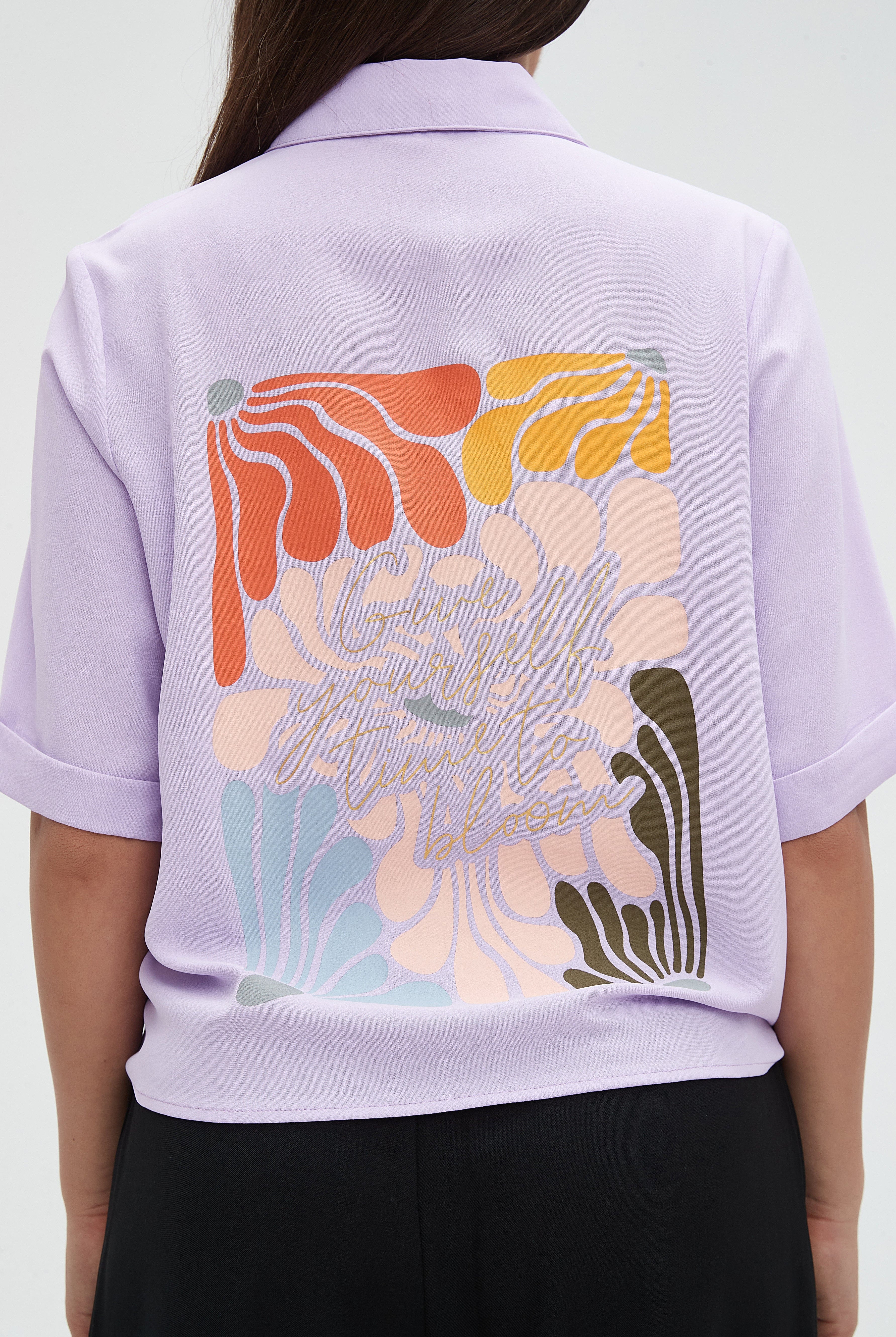 ميكا قميص سادة نص كم بأزرار أمامية نسائي