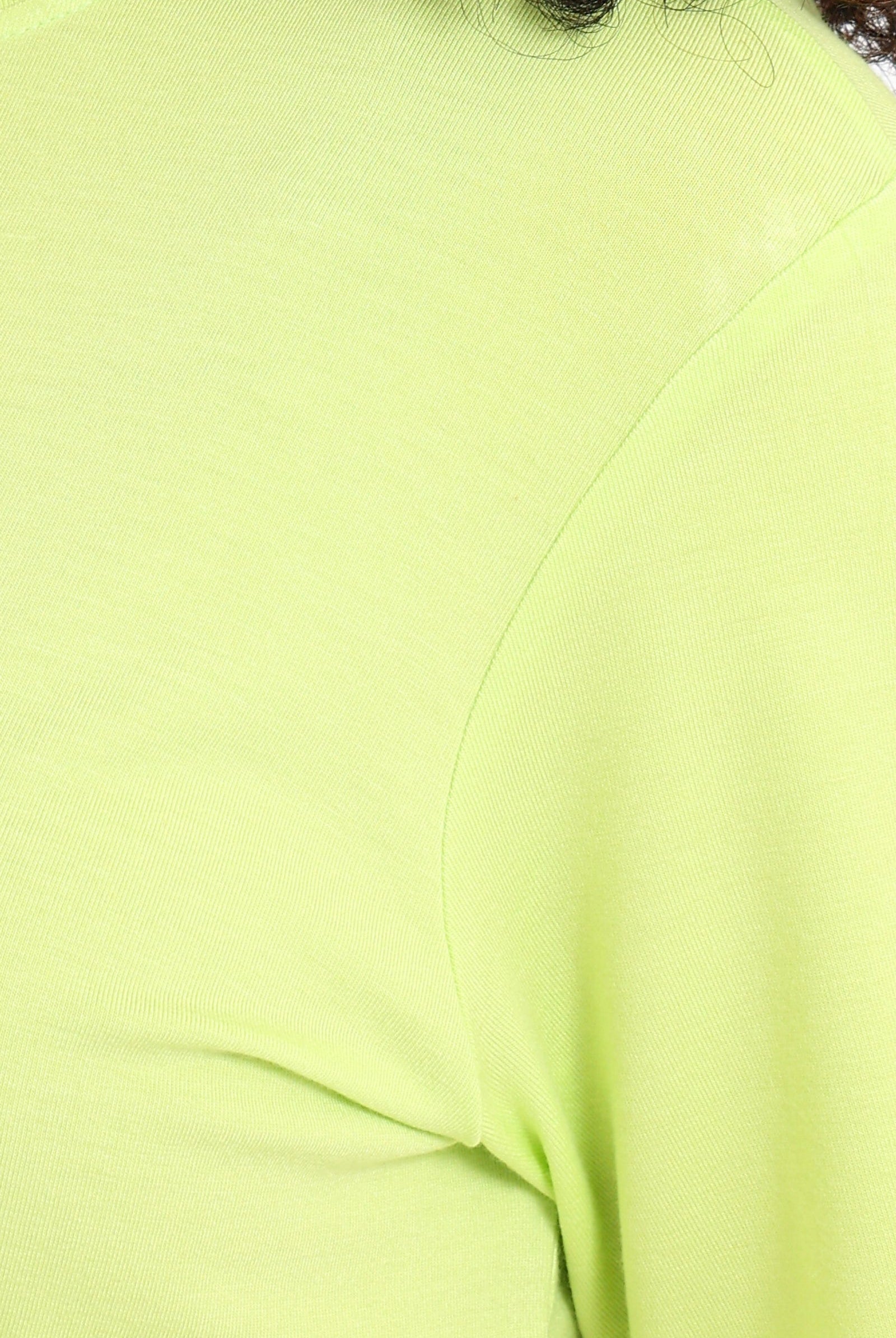 كارينا بلوزة سادة نص كم نسائي