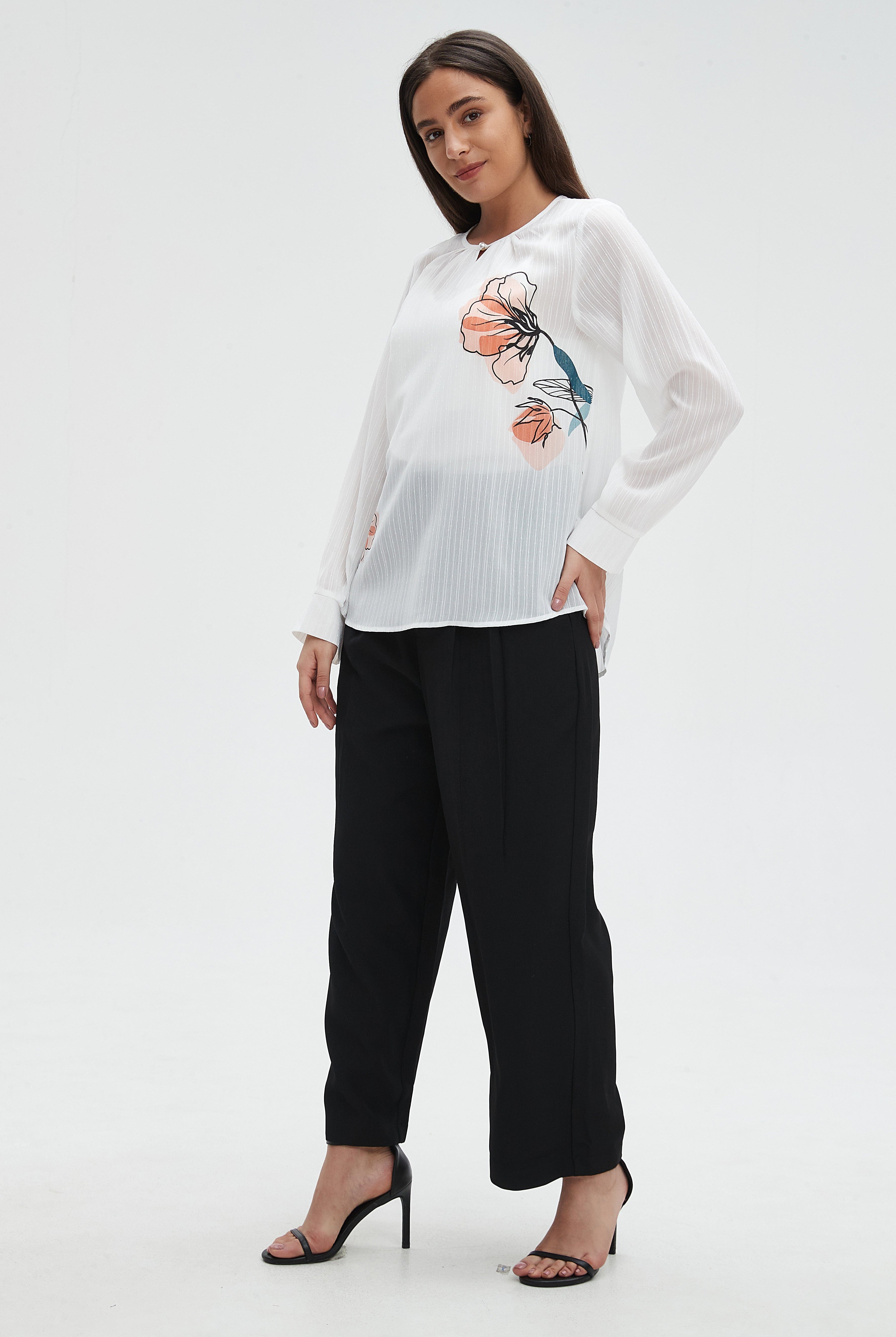 ميكا بلوزة نسائية بطبعة ورد وأكمام طويلة