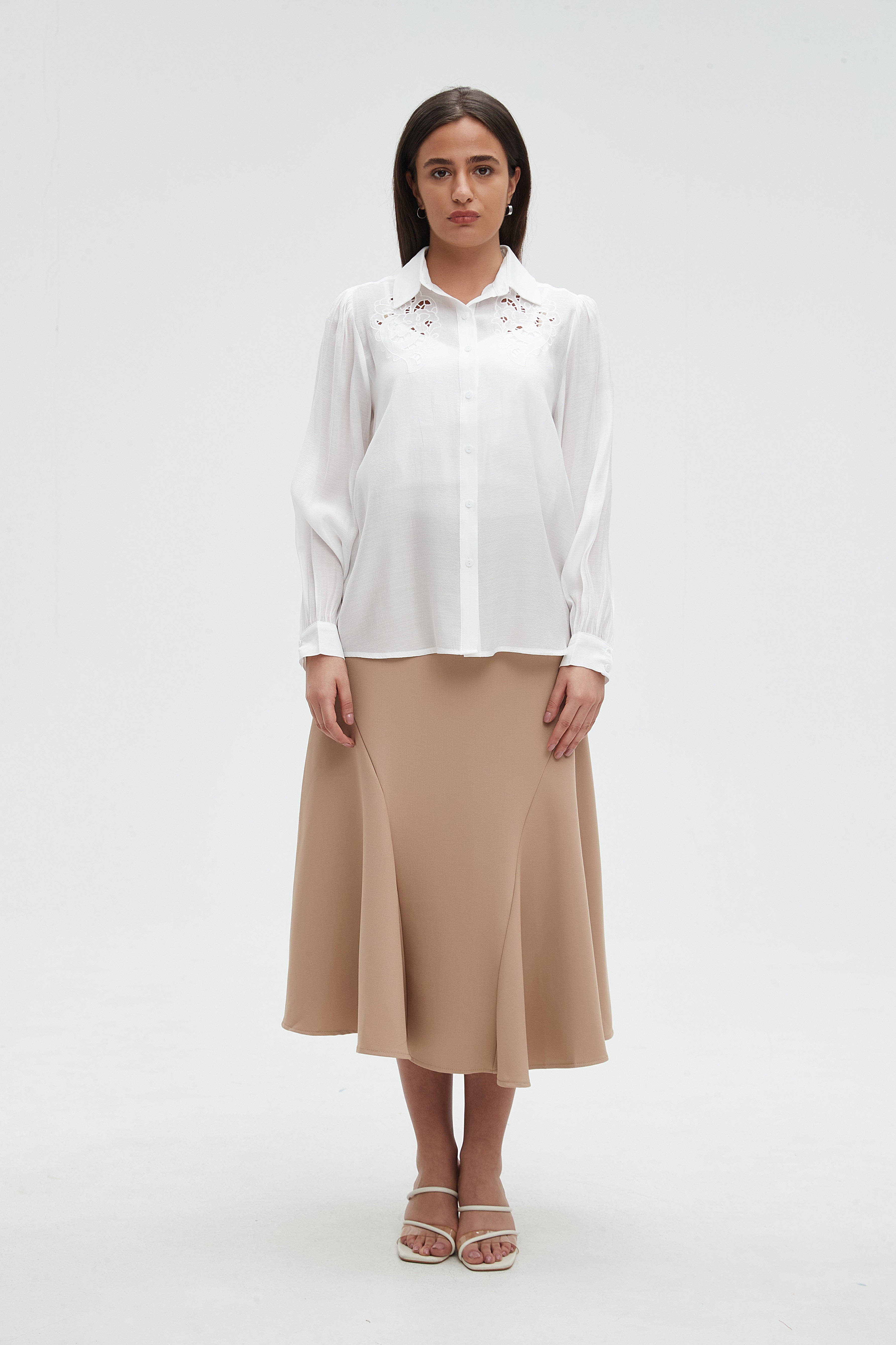 ู
ููุง ุจููุฒุฉ ูุณุงุฆูุฉ ุจูู
ุทููู ูููุดู ุนูู ุงููุชู