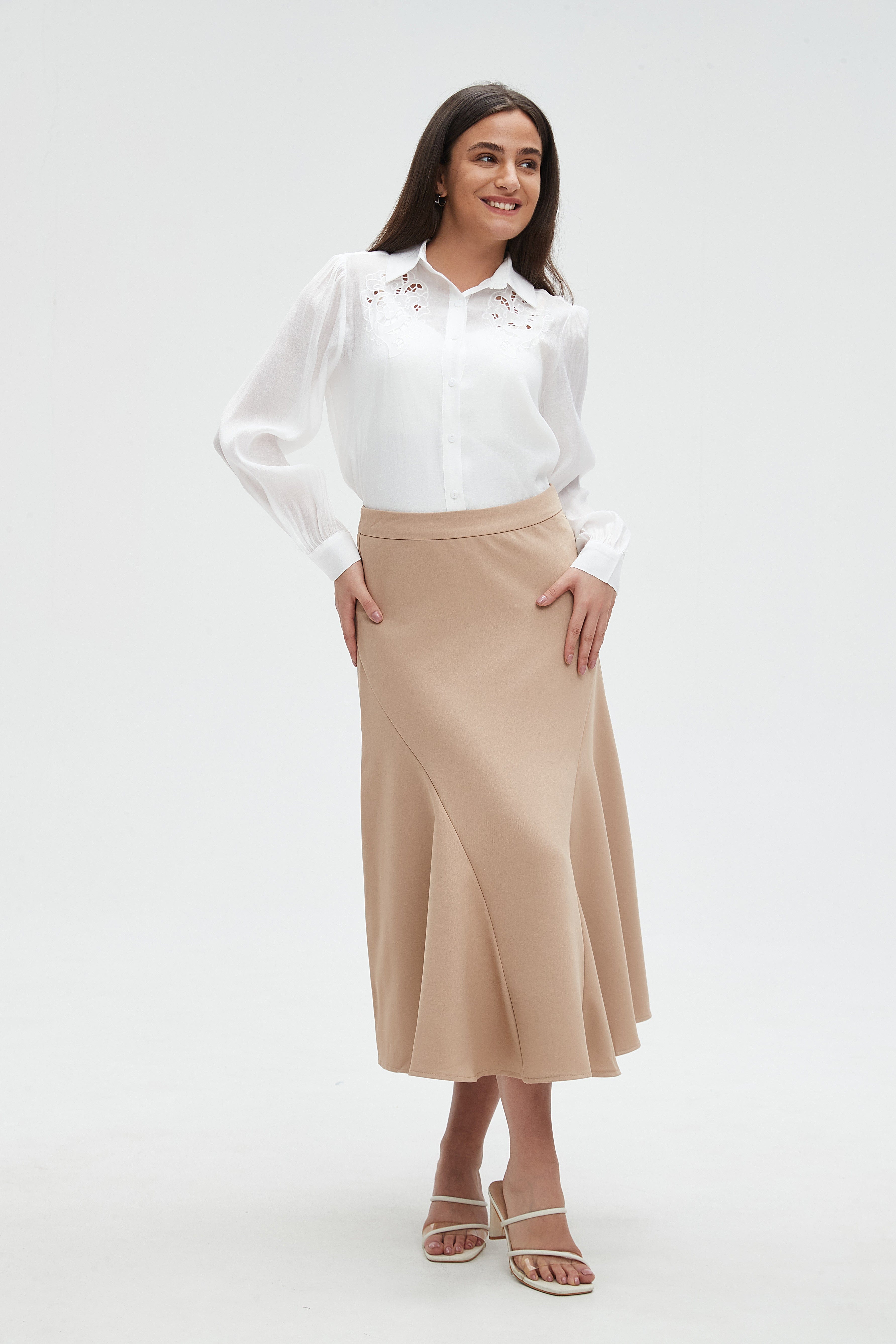 ู
ููุง ุจููุฒุฉ ูุณุงุฆูุฉ ุจูู
ุทููู ูููุดู ุนูู ุงููุชู