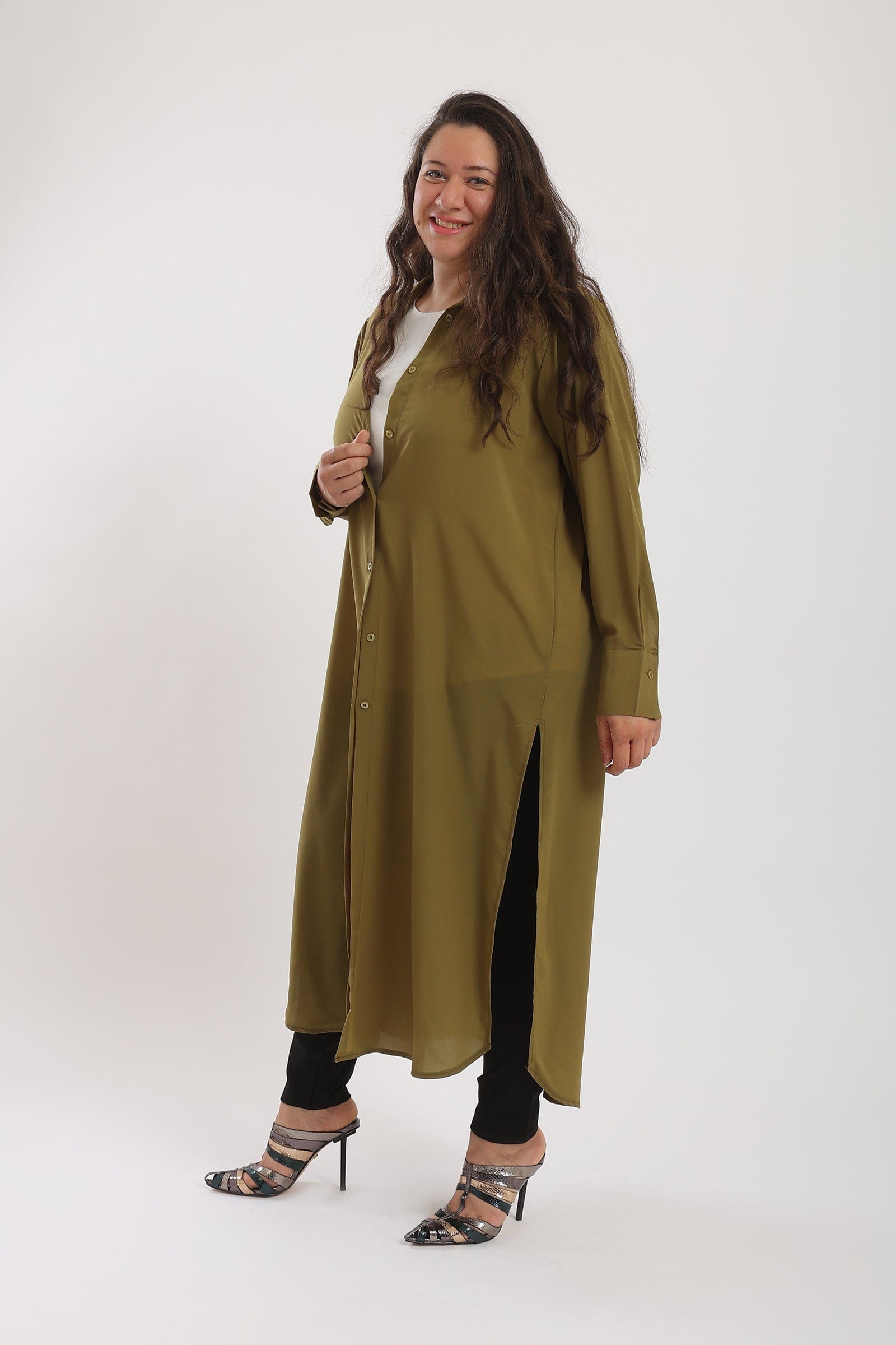 كارينا قميص طويل سادة بقصة ضيقة كم طويل