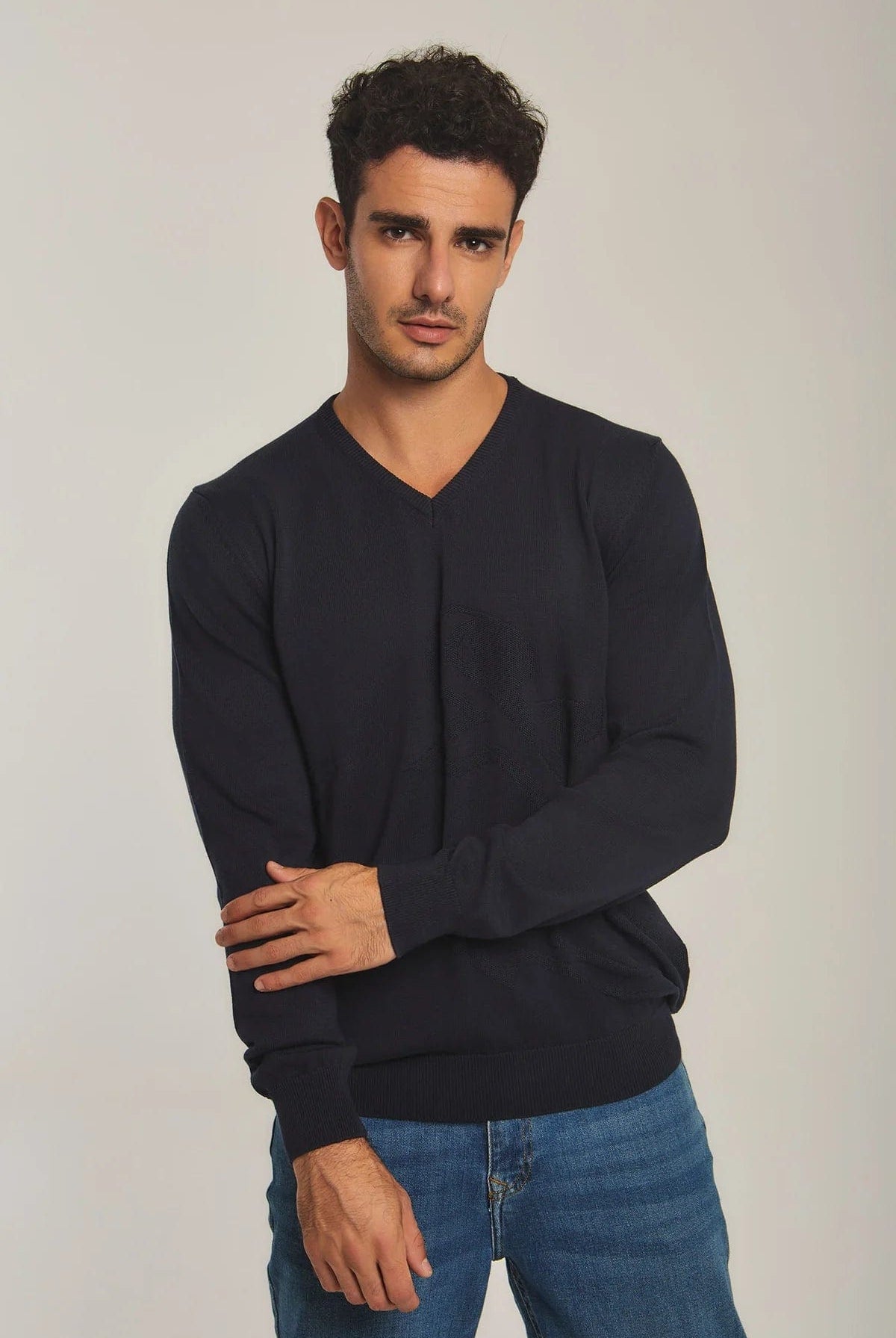 داليدرس بلوفر رجالي سادة بفتحة V كم طويل