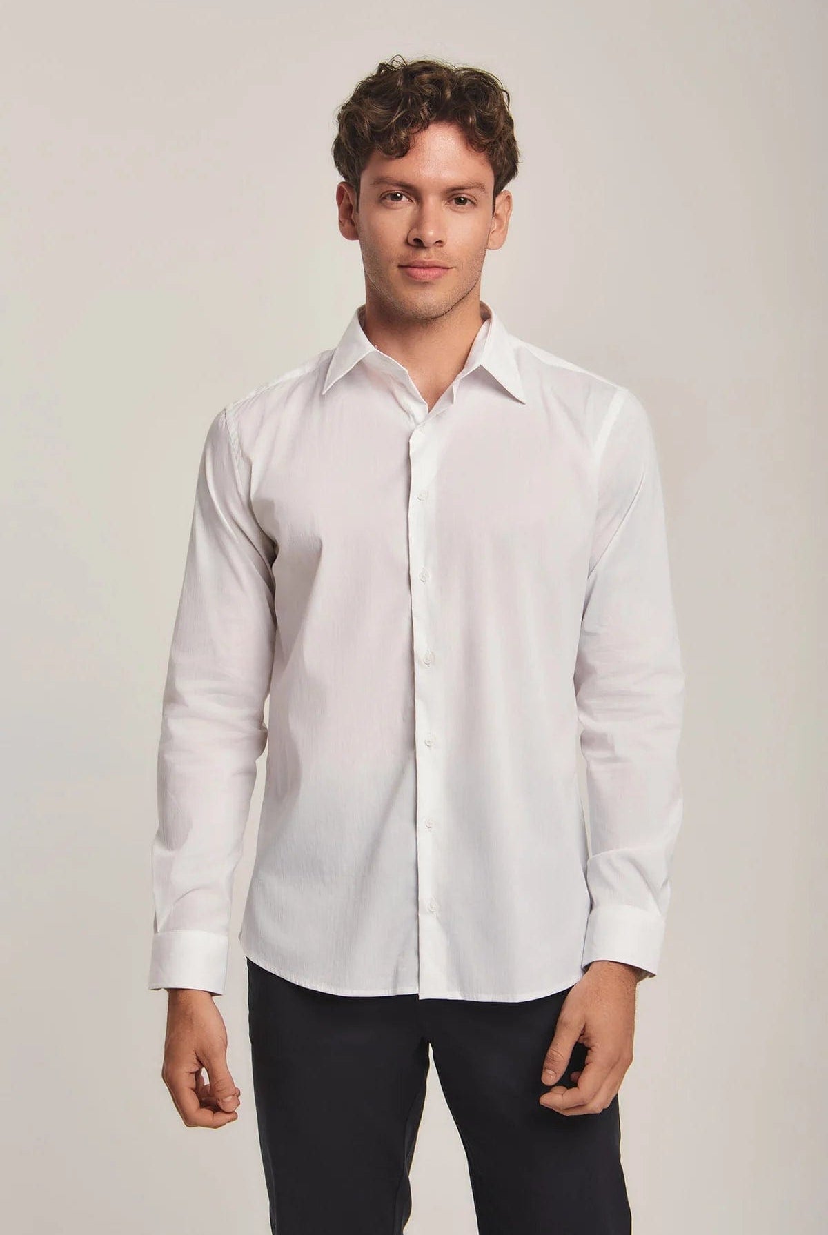 داليدرس قميص رجالي سادة بأزرار أمامية كم طويل