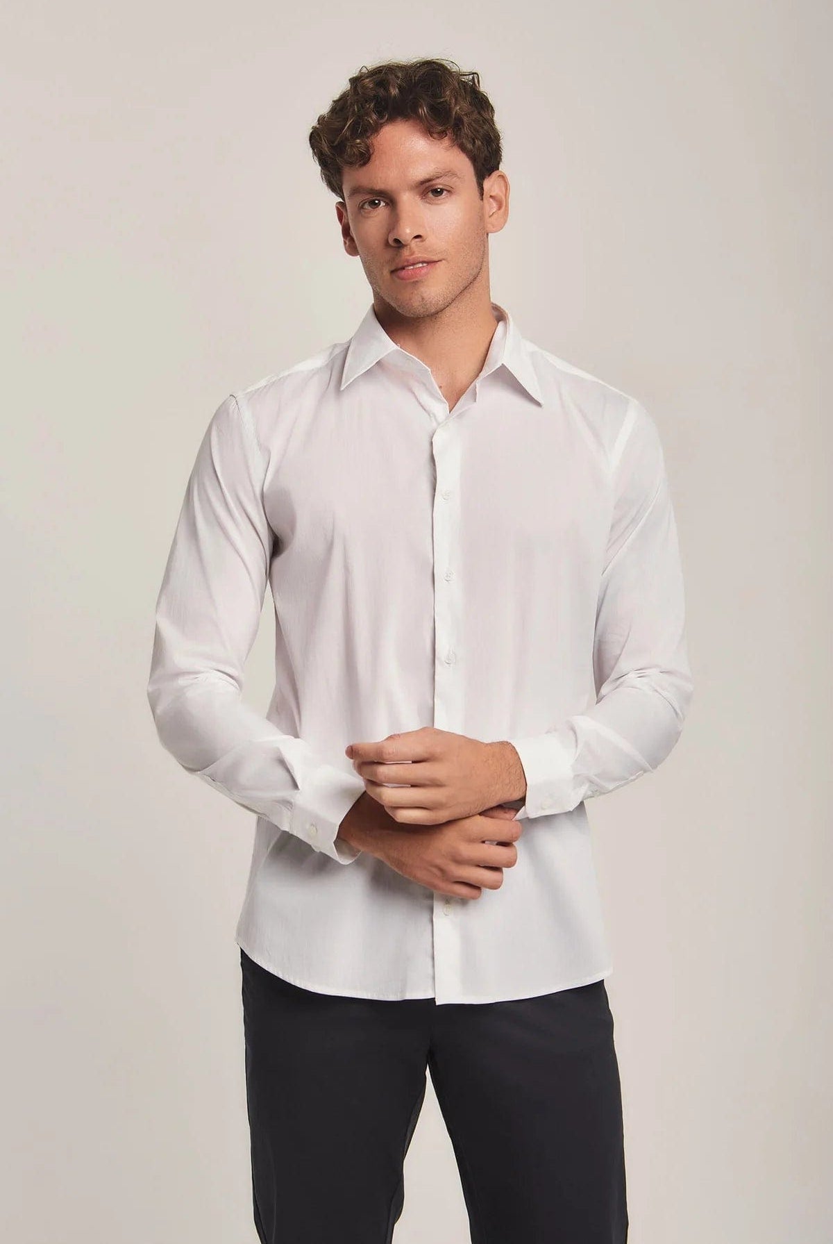 داليدرس قميص رجالي سادة بأزرار أمامية كم طويل