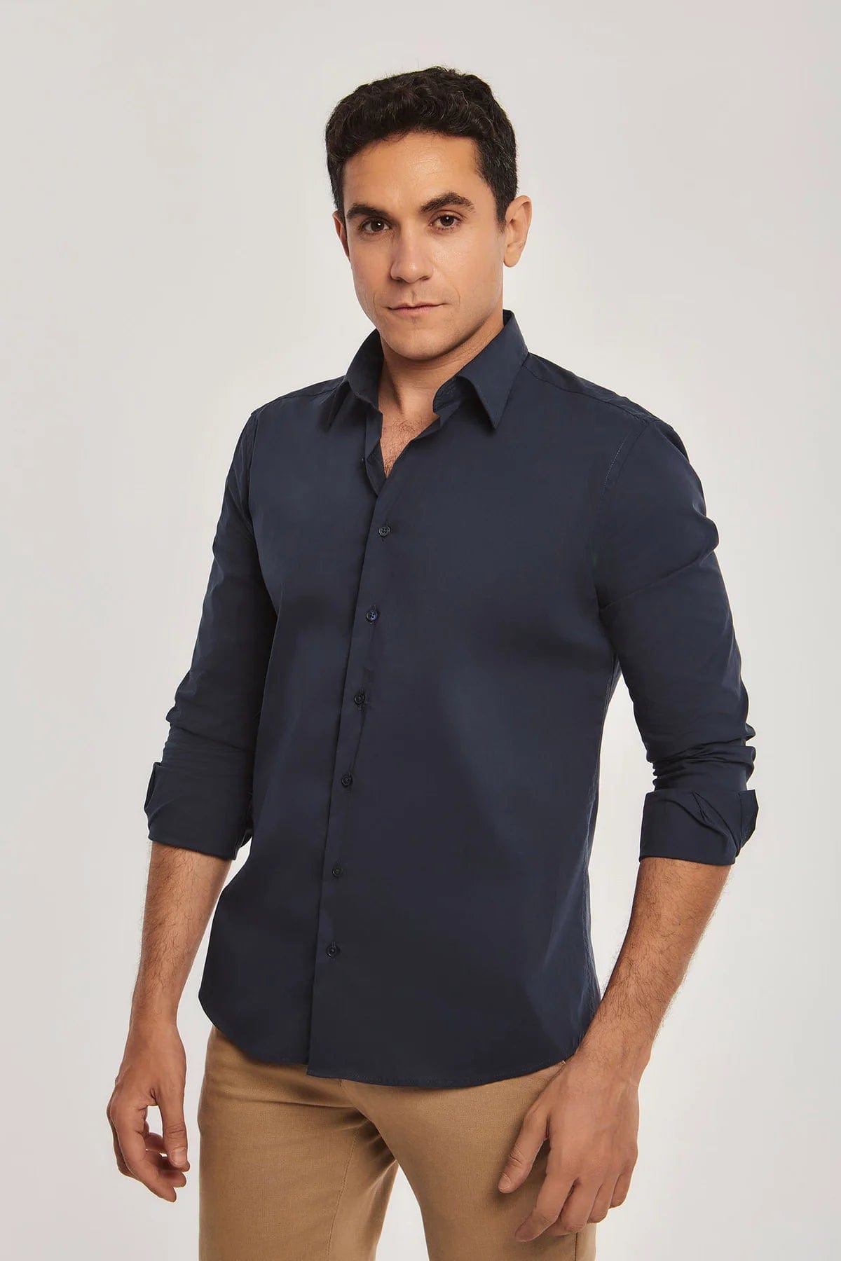 داليدرس قميص رجالي سادة بأزرار أمامية كم طويل