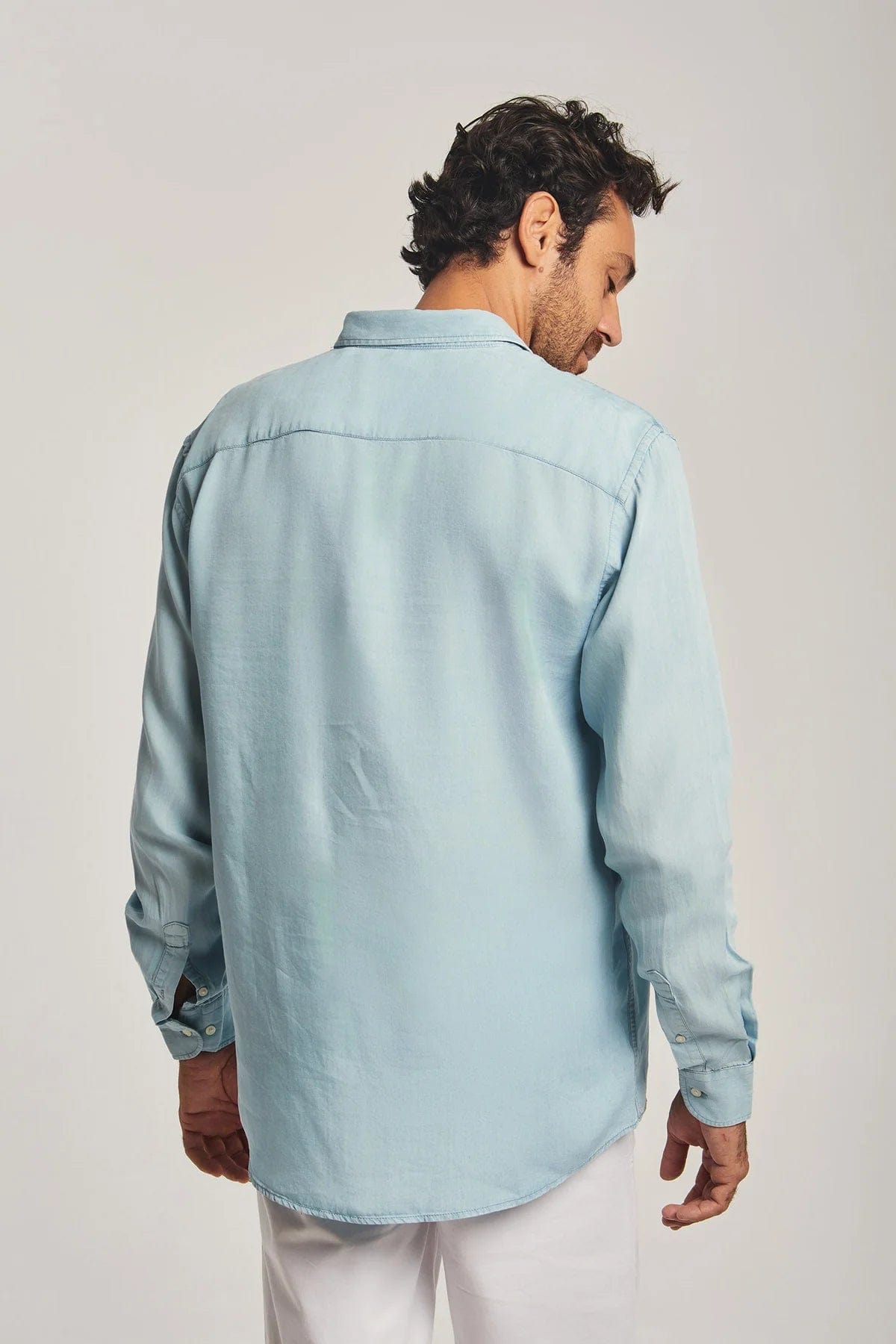 داليدرس قميص رجالي سادة بكم طويل بأزرار أمامية