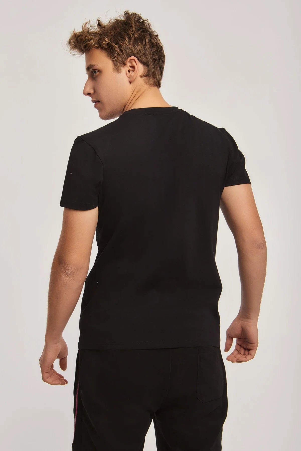 داليدرس تيشيرت سادة نص كم رجالي