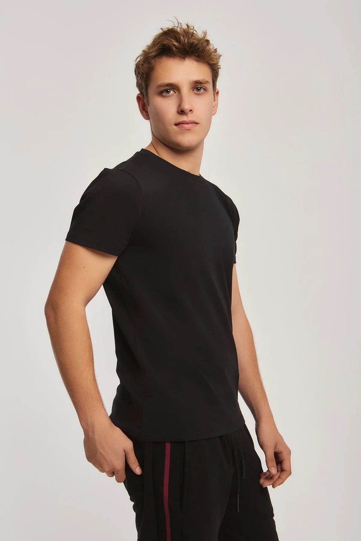 داليدرس تيشيرت سادة نص كم رجالي