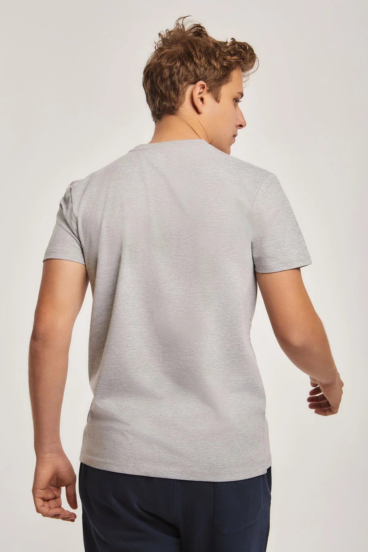 داليدرس تيشيرت سادة نص كم رجالي