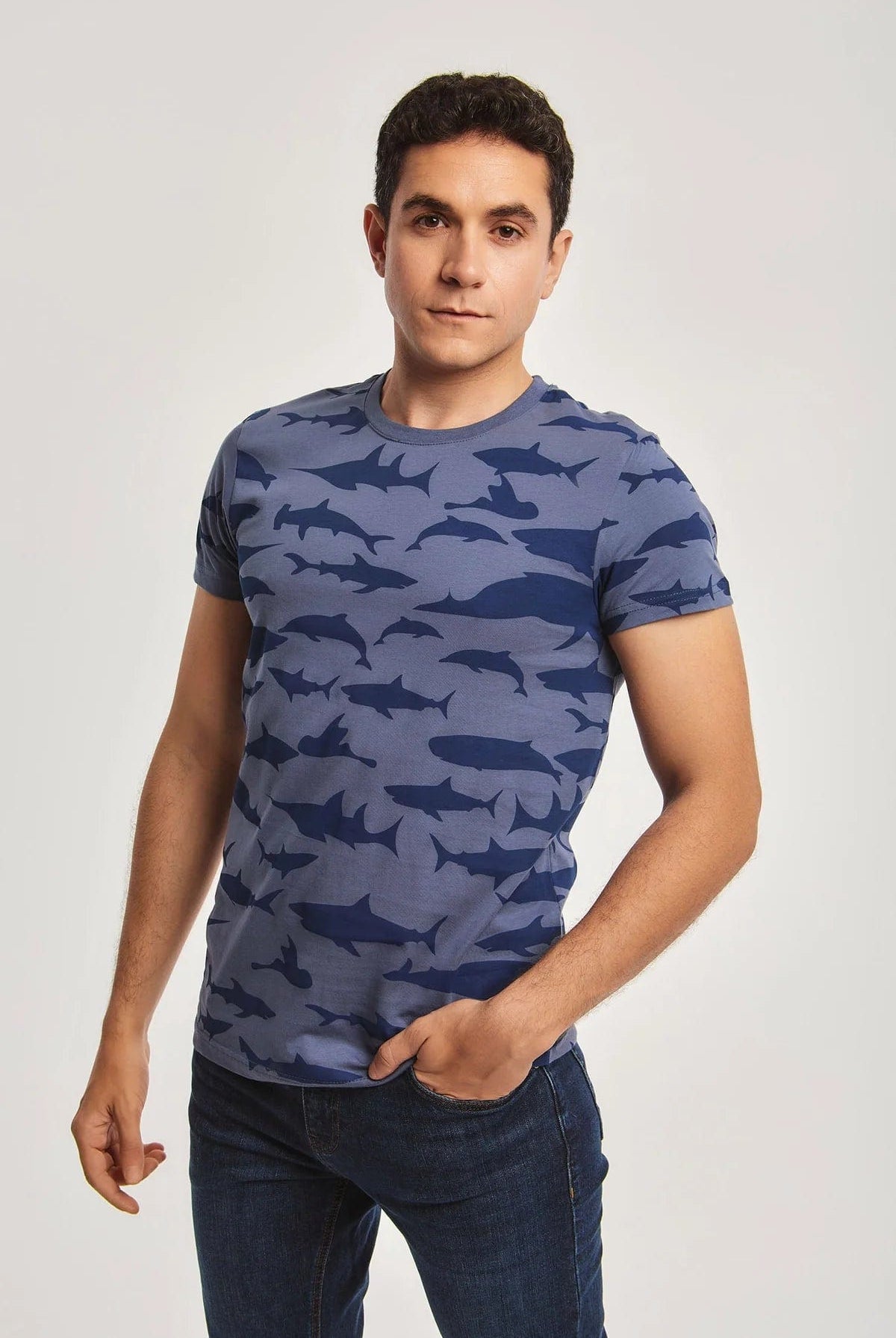 داليدرس تيشيرت منقوش نص كم رجالي أزرق نيلي