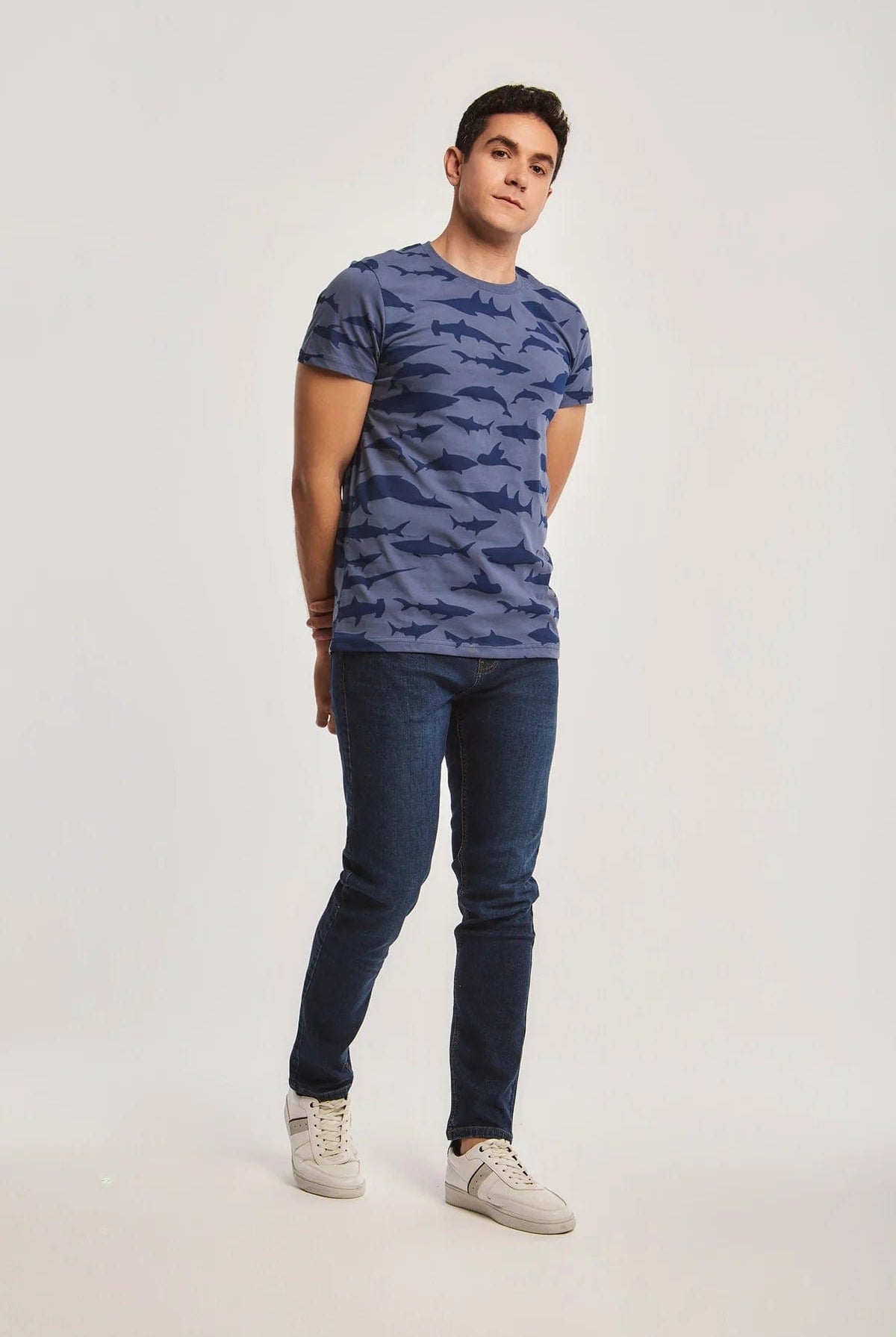 داليدرس تيشيرت منقوش نص كم رجالي أزرق نيلي