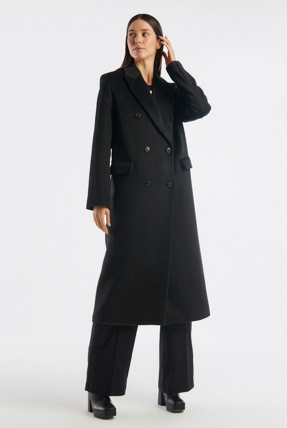 يونايتد كولورز اوف بينيتون معطف طويل بياقة عريضة نسائي