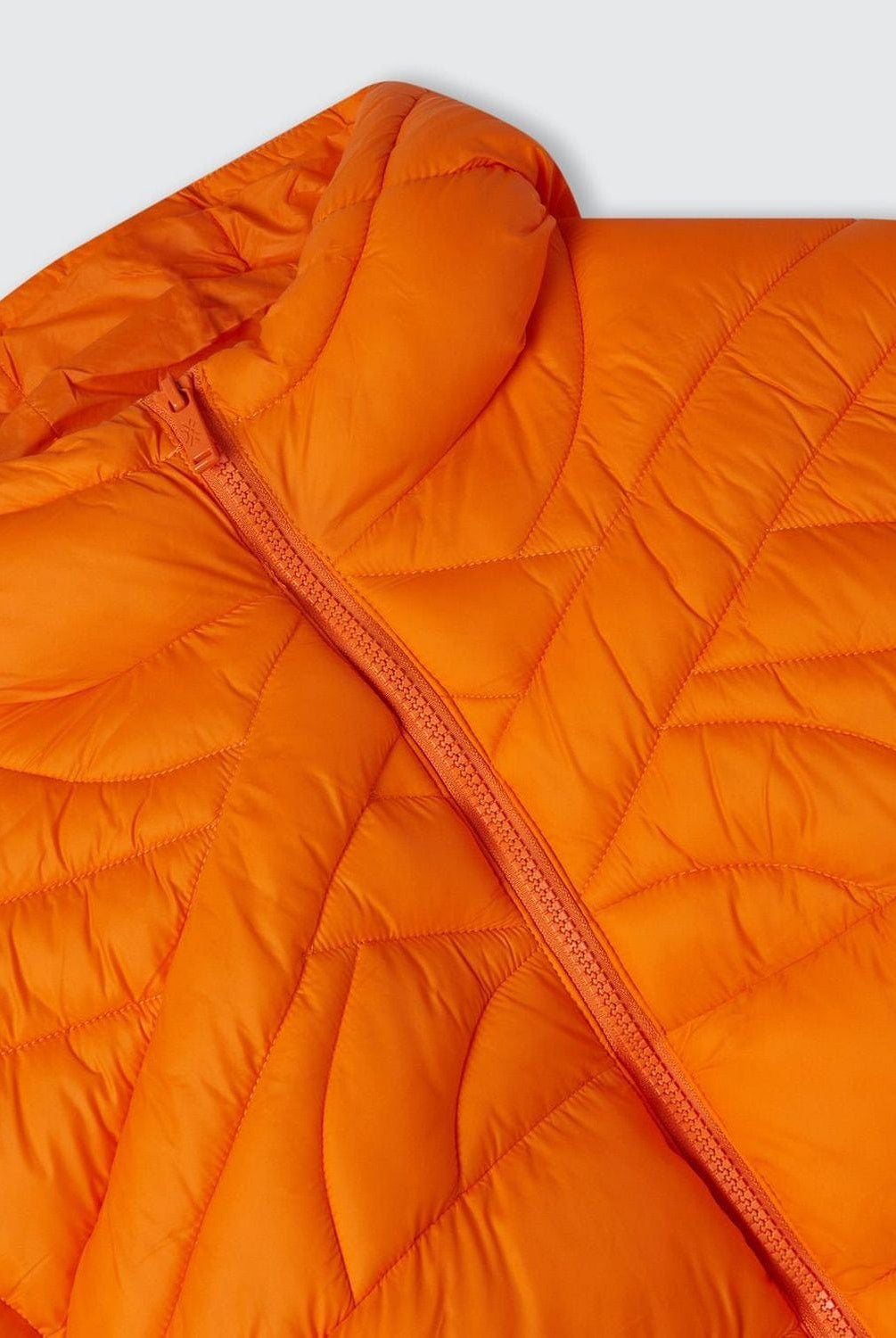 يونايتد كولورز اوف بينيتون جاكيت بشعار مطرز من بينيتون ولادي