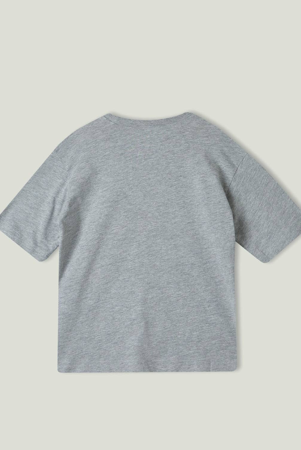 يونايتد كولورز اوف بينيتون تيشيرت بتفاصيل مخططة بالعرض نص كم أطفالي