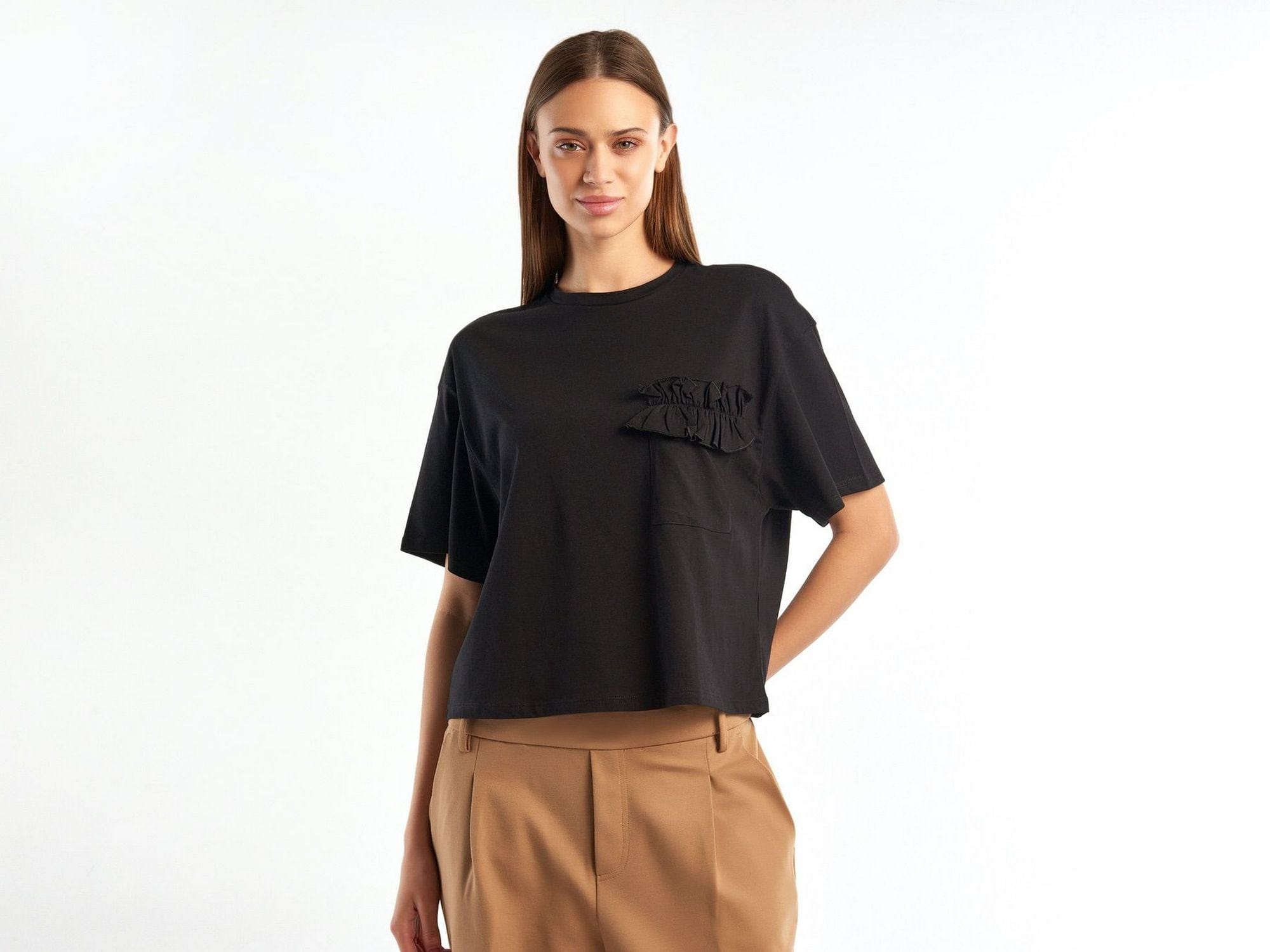 يونايتد كولورز اوف بينيتون تيشيرت نسائي بكرانيش على الصدر