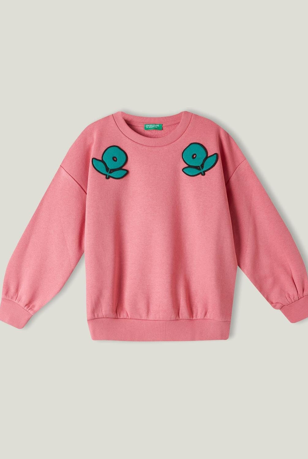 يونايتد كولورز اوف بينيتون سويتشيرت بناتي مزين بوردة على الكتف