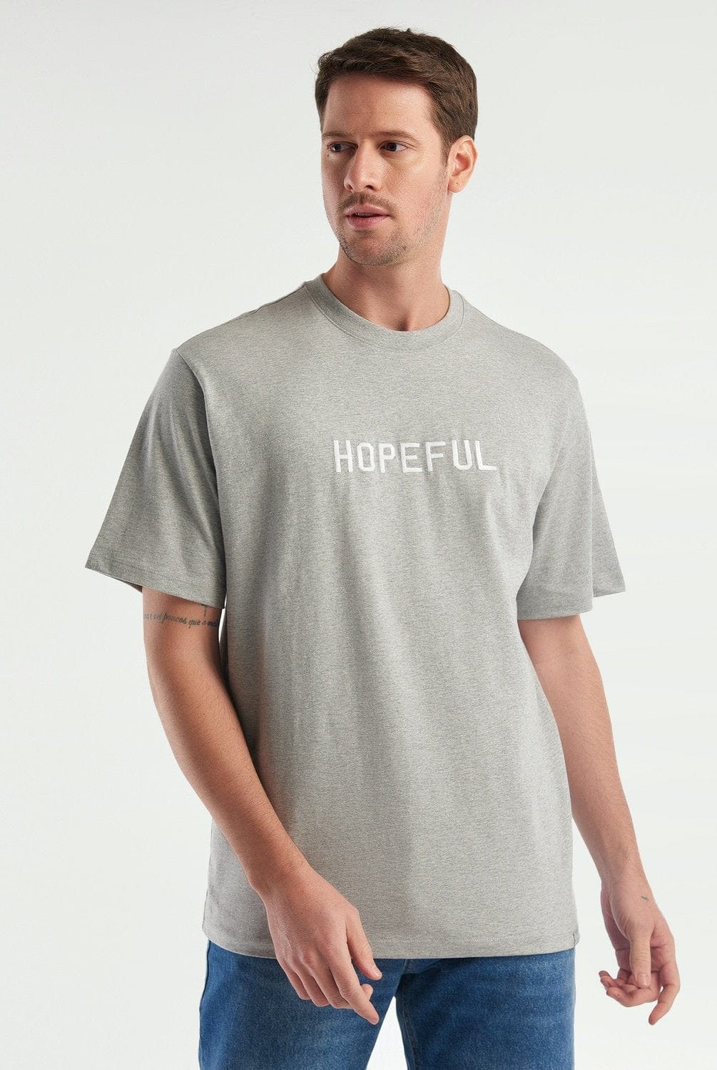 يونايتد كولورز اوف بينيتون تيشيرت بطباعة شعار بطبعة أمامية نص كم نسائي