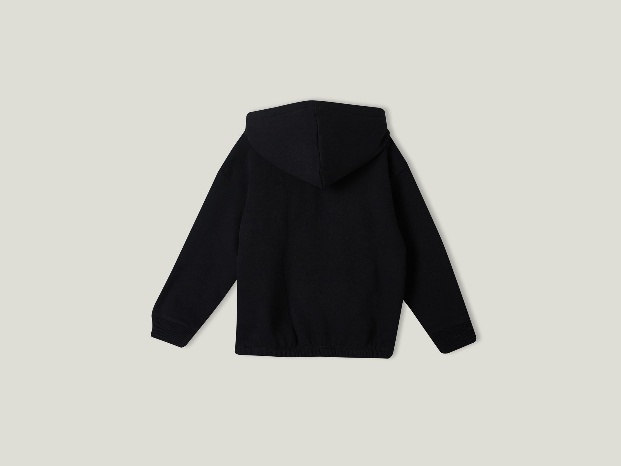 ูููุงูุชุฏ ููููุฑุฒ ุงูู ุจูููุชูู ุณููุช ุดูุฑุช ุจุฌูุจ ุฃู
ุงู
ู ู
ุฑุจุน ูู
ุทููู ููุงุฏู