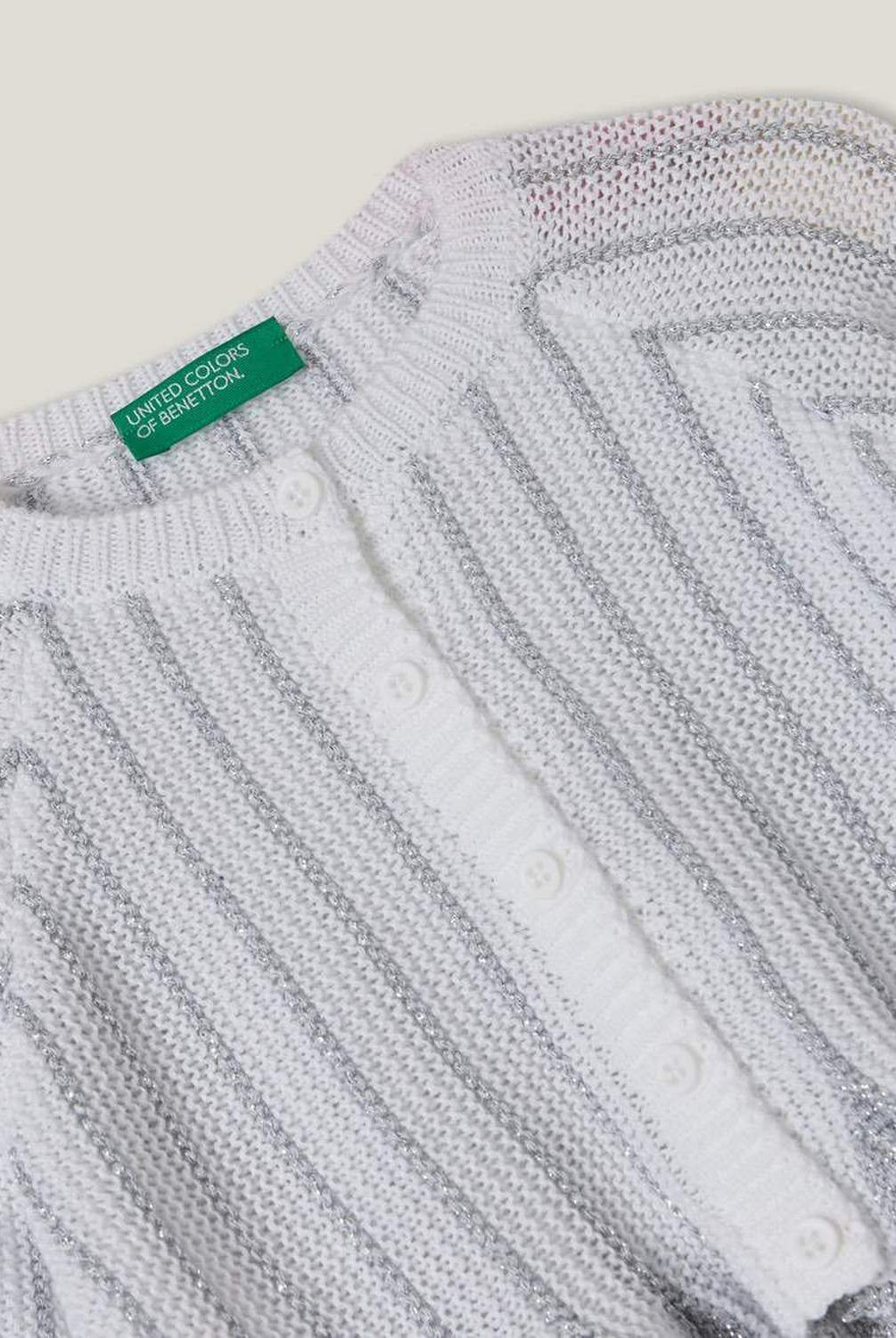 يونايتد كولورز اوف بينيتون بلوزه مخططه كم طويل مع كشكش بناتي