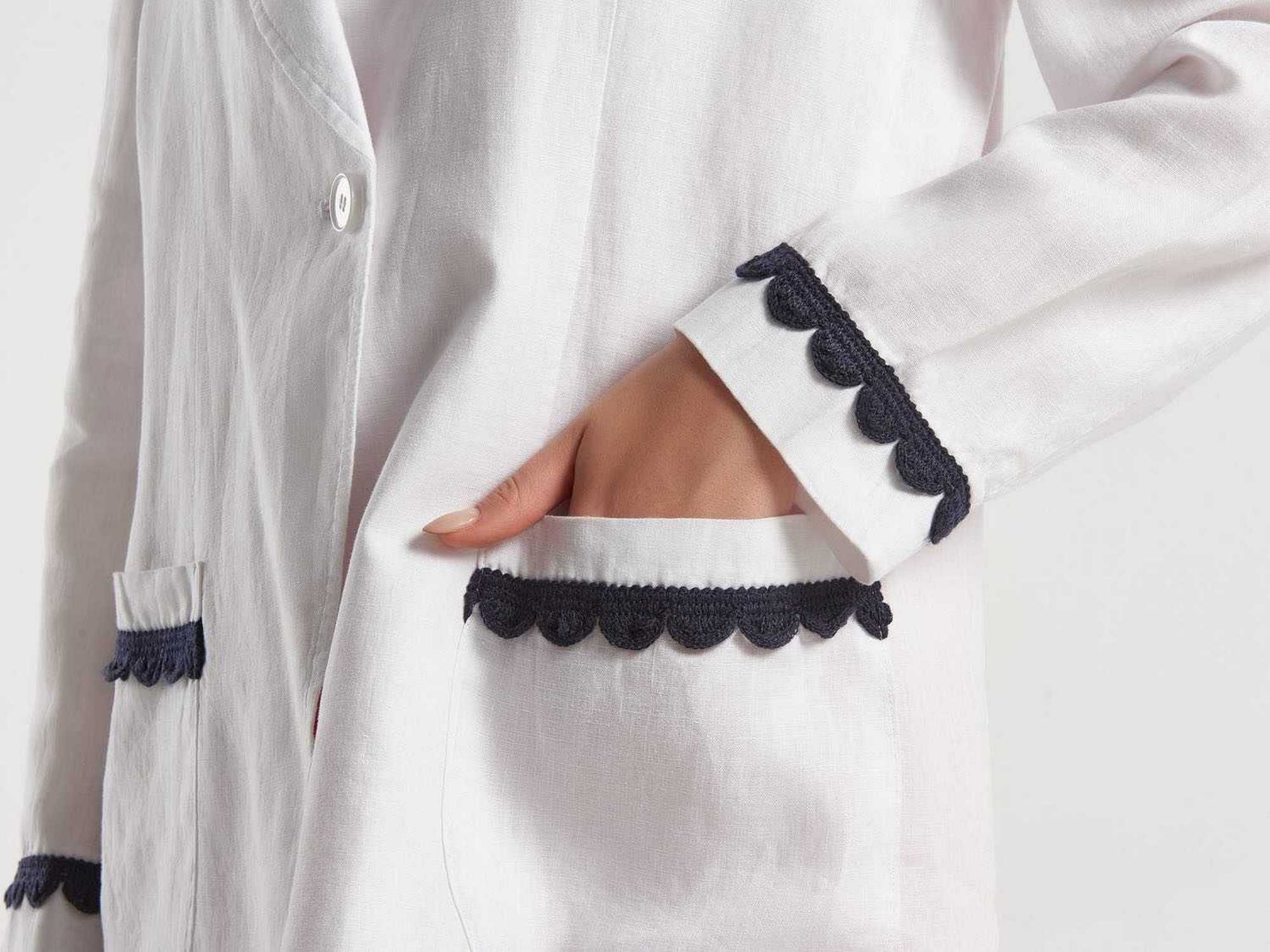 يونايتد كولورز اوف بينيتون بليزر كتان خالص بدون بطانة كم طويل نسائي