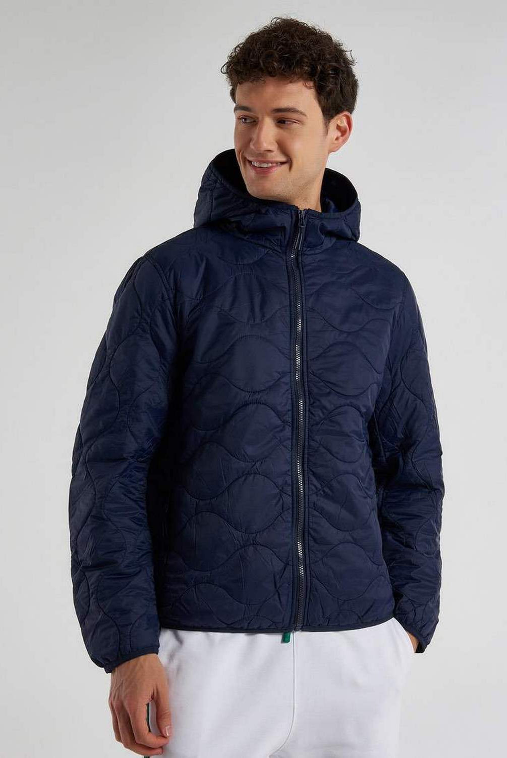 يونايتد كولورز اوف بينيتون جاكيت مبطن بهودي رجالي