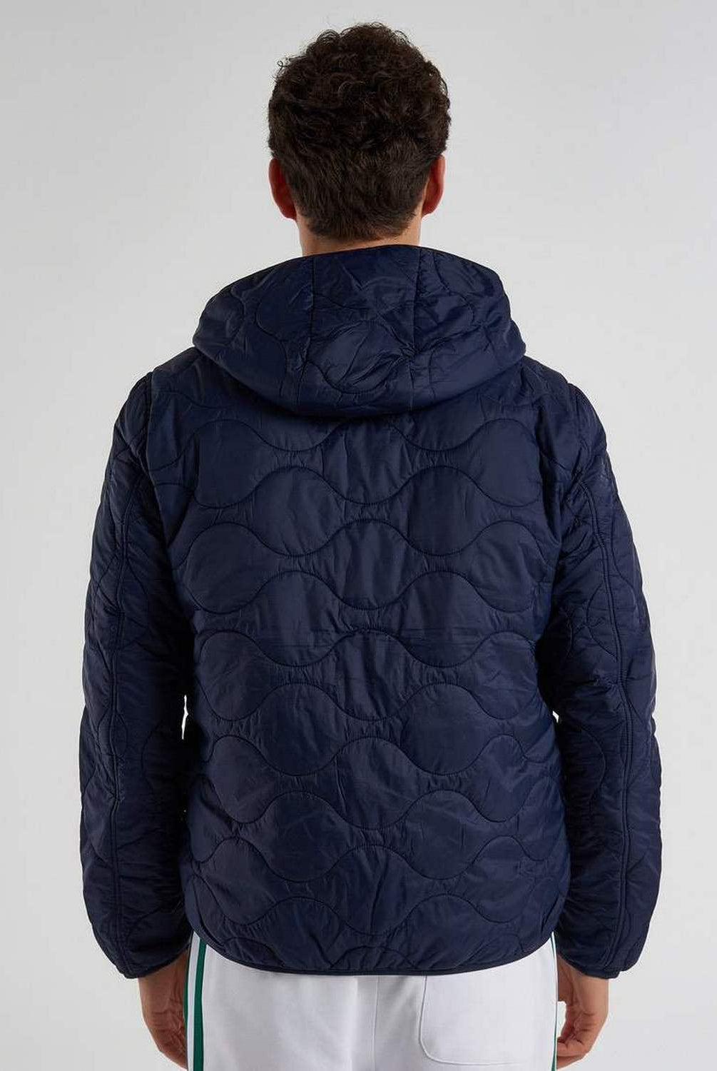 يونايتد كولورز اوف بينيتون جاكيت مبطن بهودي رجالي