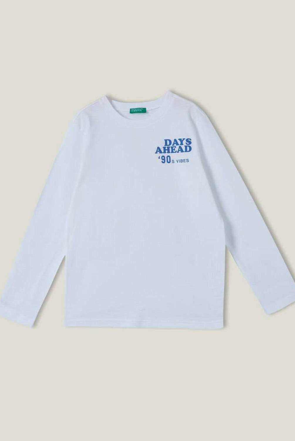 يونايتد كولورز اوف بينيتون تيشيرت اطفالي بأكمام طويلة وطبعة عالصدر