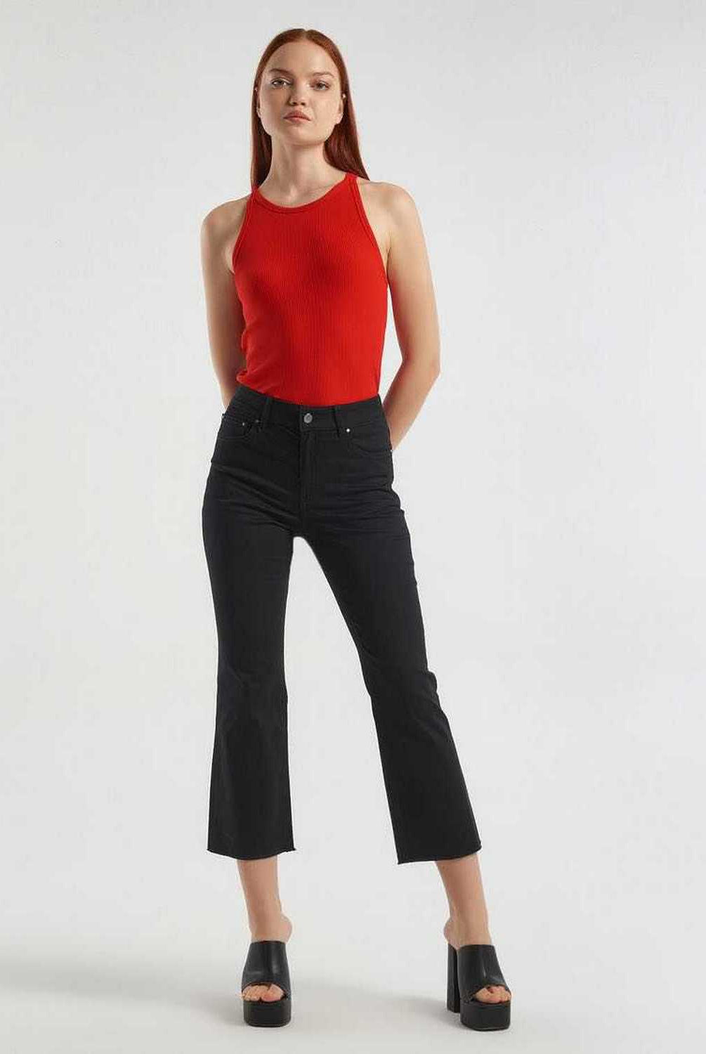 يونايتد كولورز اوف بينيتون تي شيرت مضلع كت نسائي