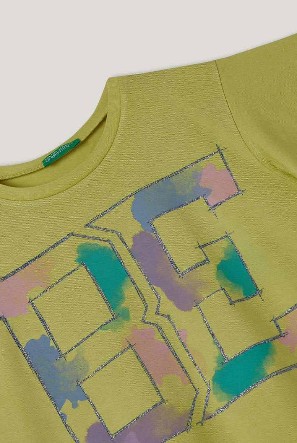 يونايتد كولورز اوف بينيتون تيشيرت بطبعة "BE" ماكسي نص كم أطفالي