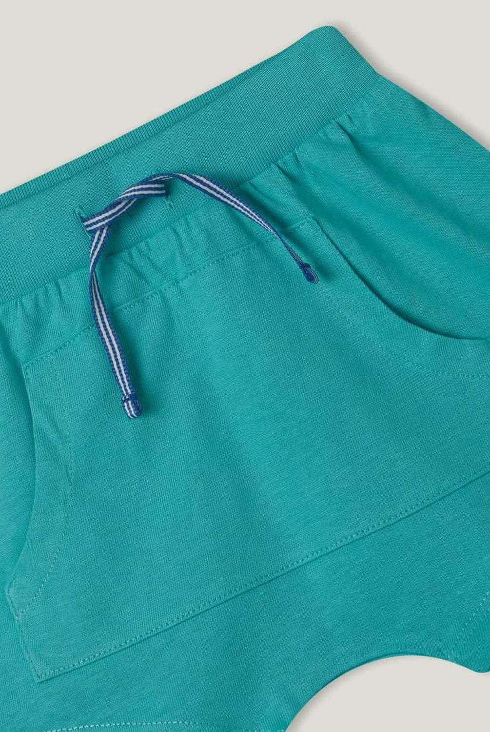 يونايتد كولورز اوف بينيتون شورت مواليد بجيب كنغر